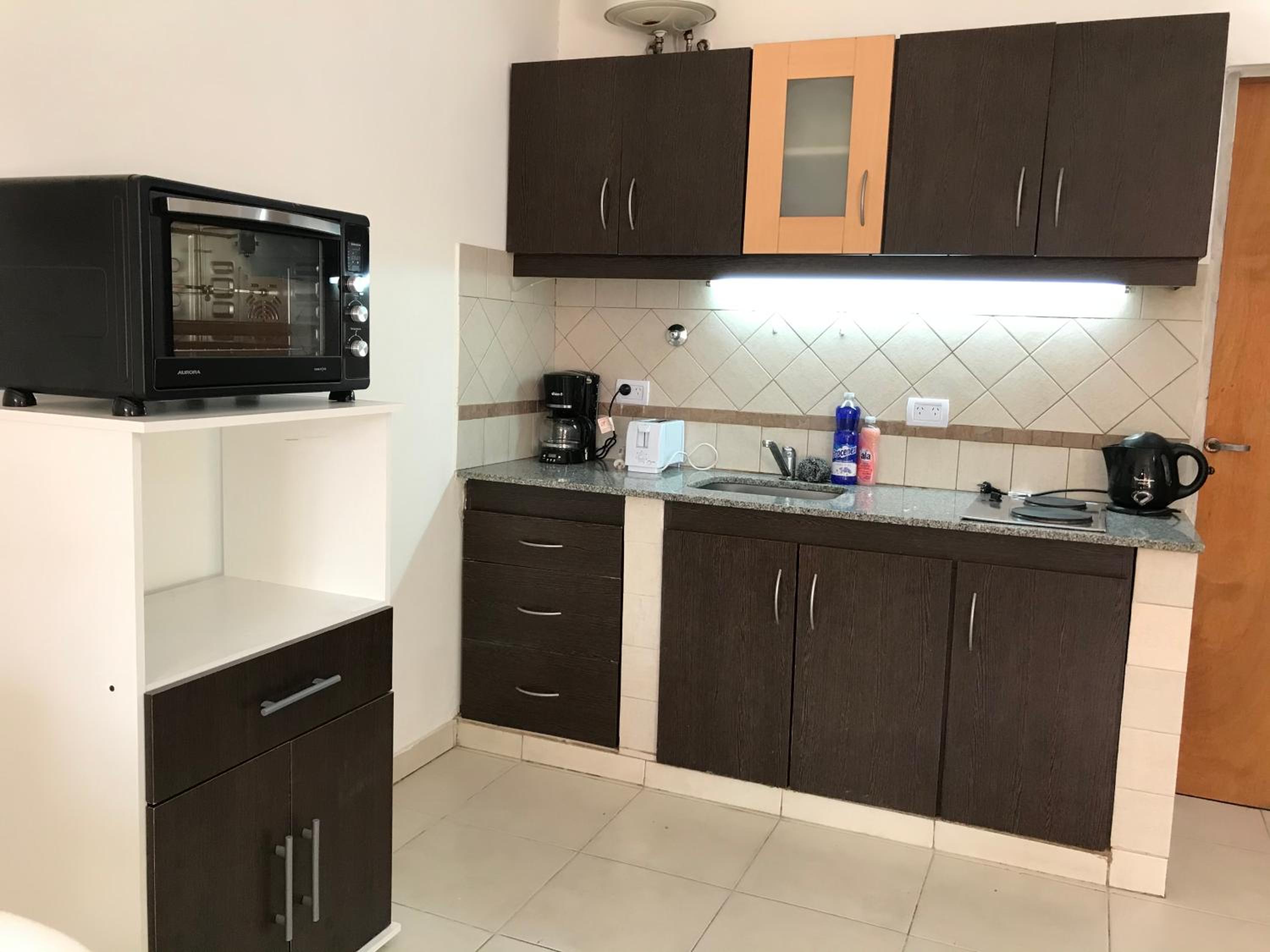 Cares Apartament, Morón, Buenos Aires
