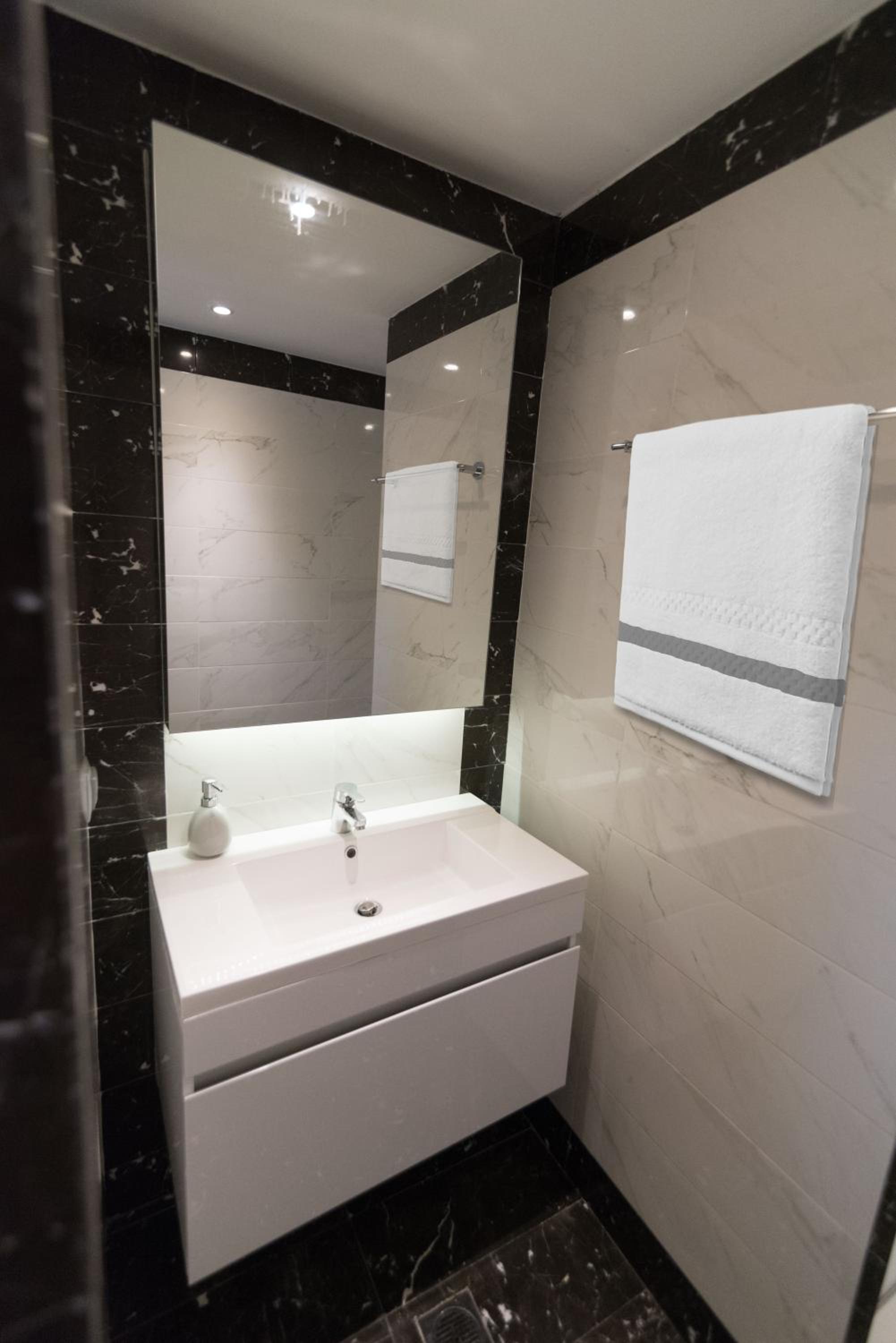 47 Luxury Suites
