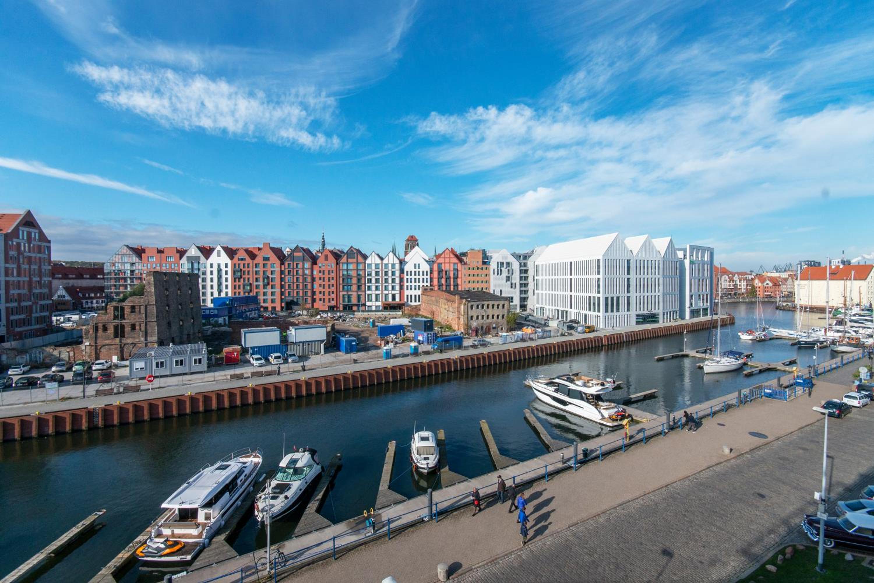 Hotel Apartamenty Gdańsk EU - Waterlane - Image 1