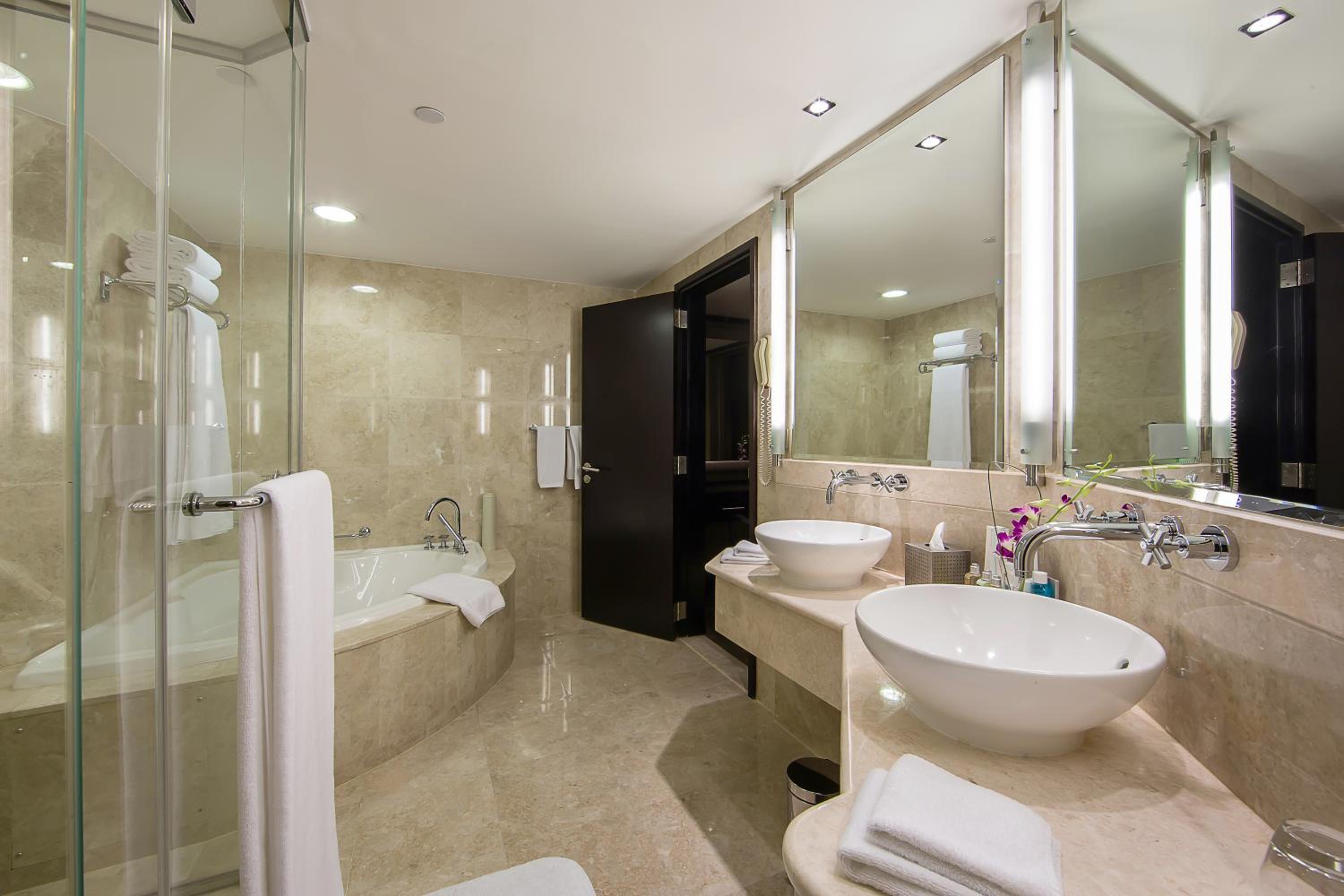 Ramada Plaza by Wyndham Dubai Deira