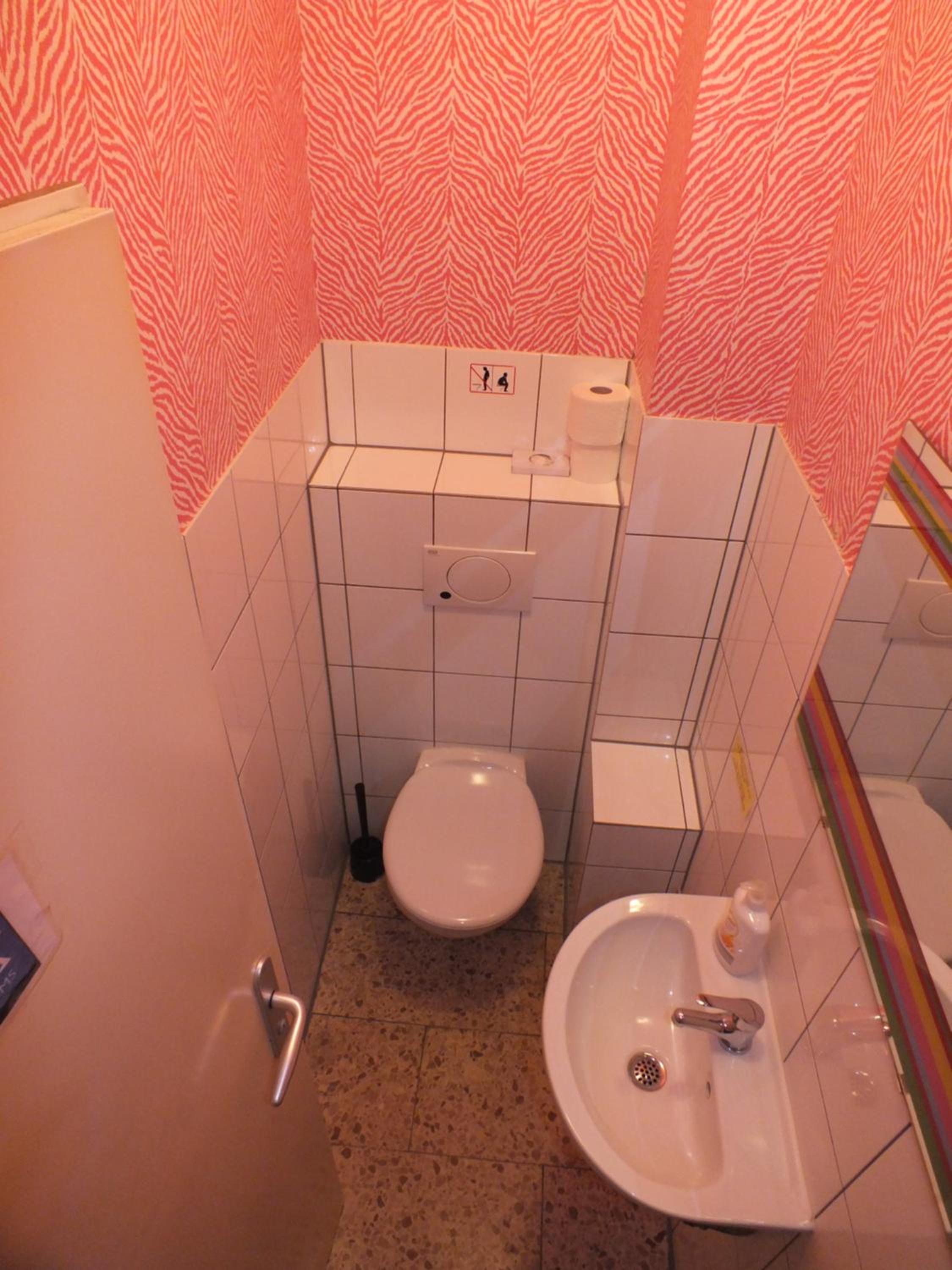 Max Hostel