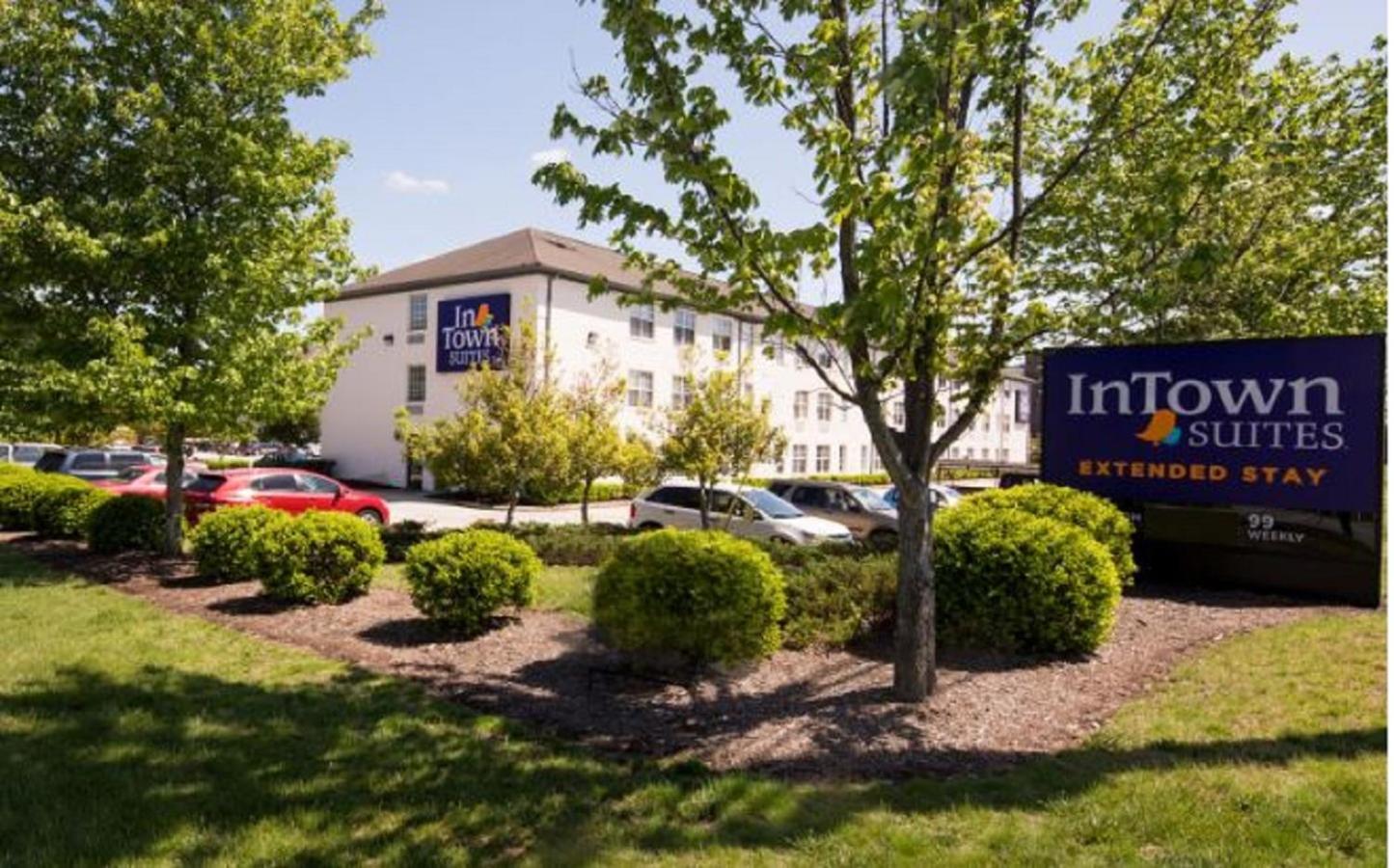 Hotel InTown Suites Extended Stay Greensboro NC - Airport - Image 1