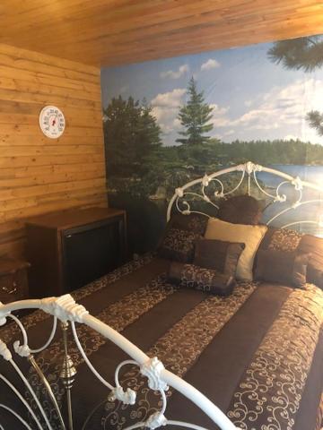 Sequoia National Forest CabinM view 3