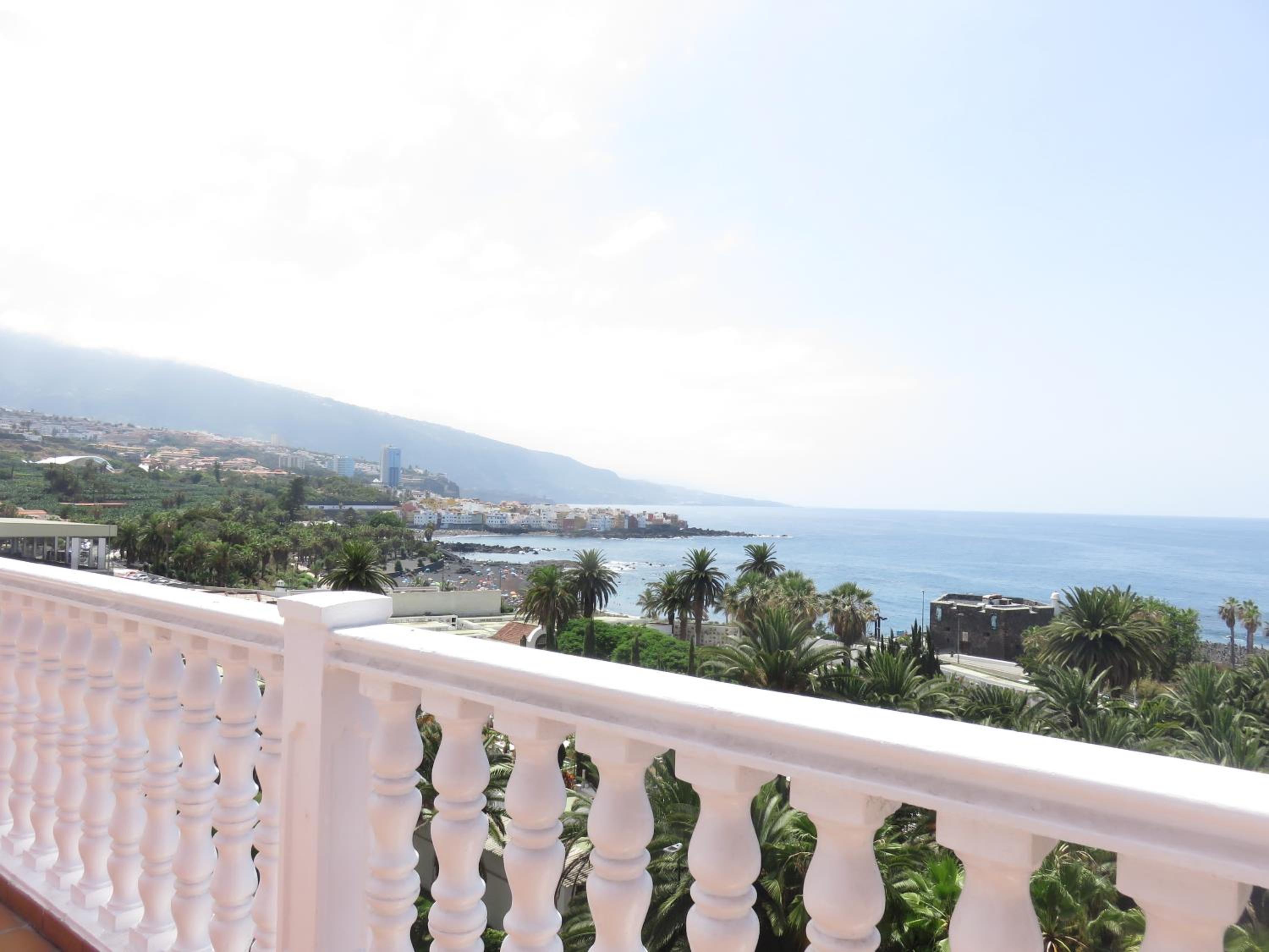 Céntrico Loft en el Puerto de la Cruz con Wifi y cerca de la playa view 5