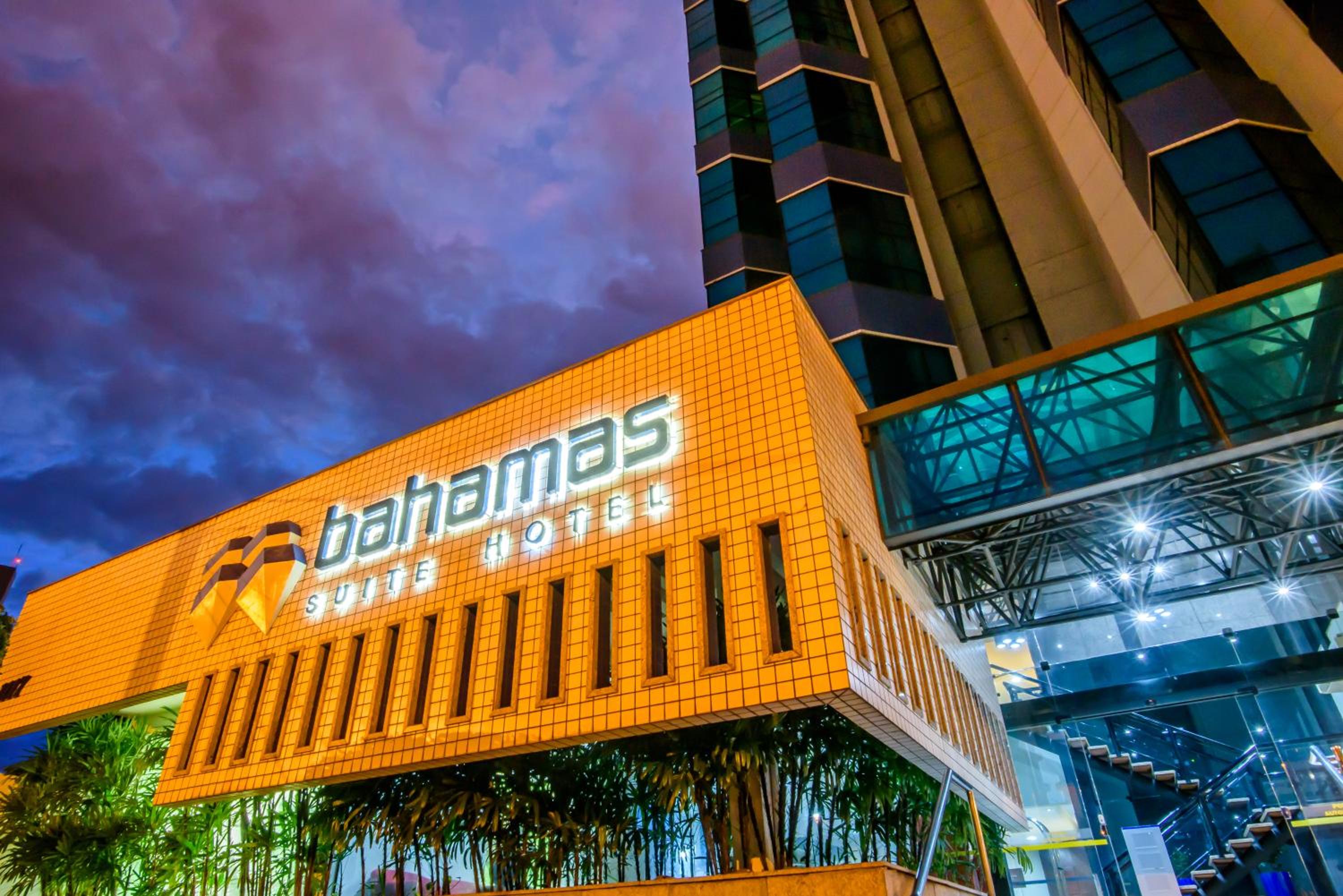 Bahamas Duplex by WS