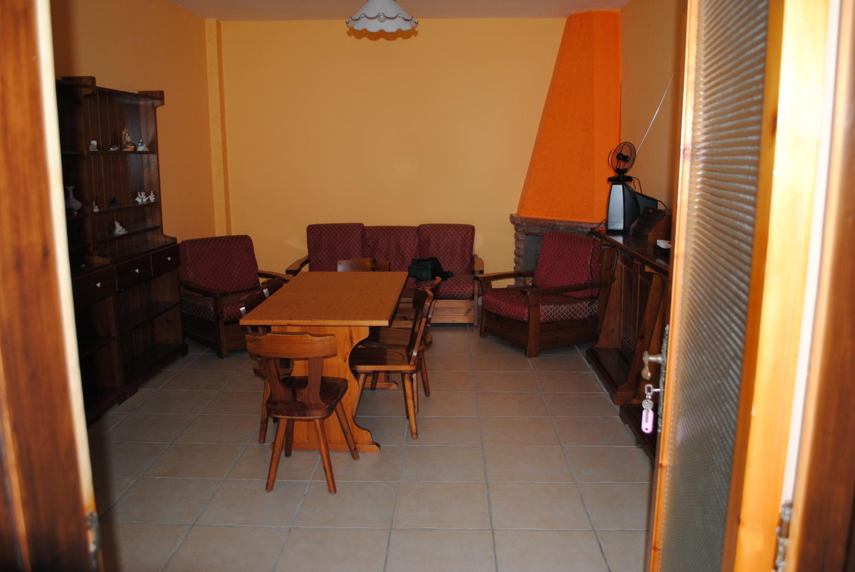 Photo 38