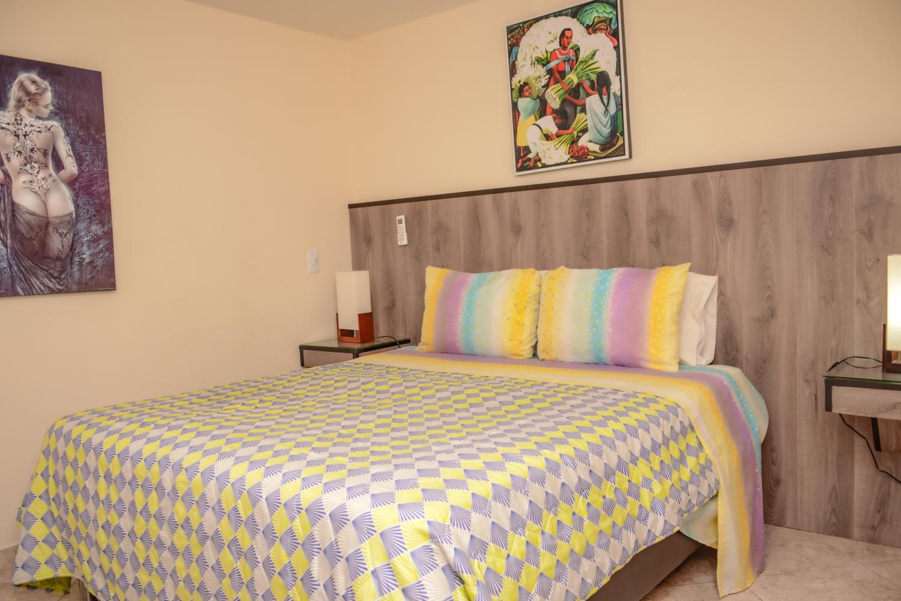 The 9's Apartahotel