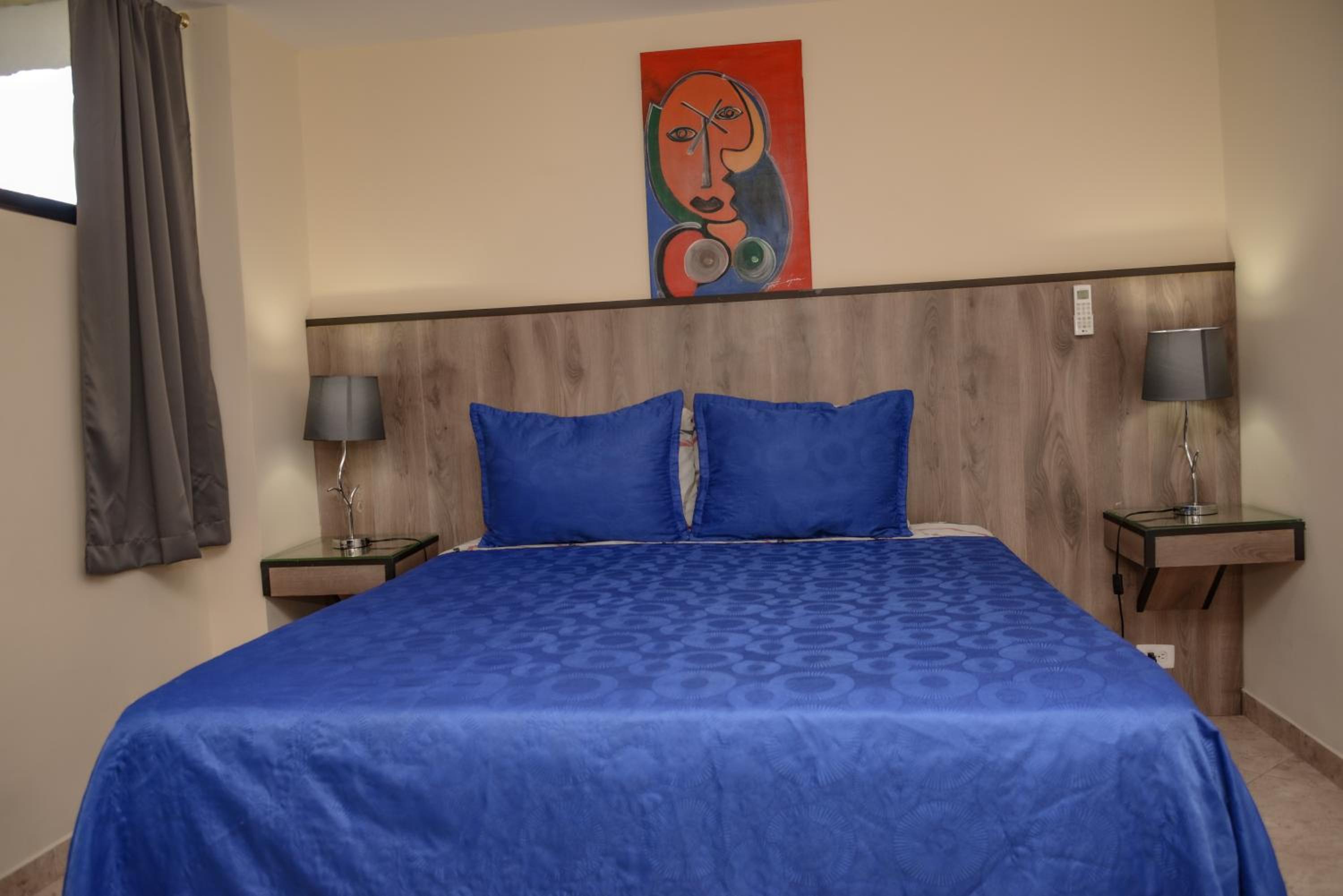 The 9's Apartahotel