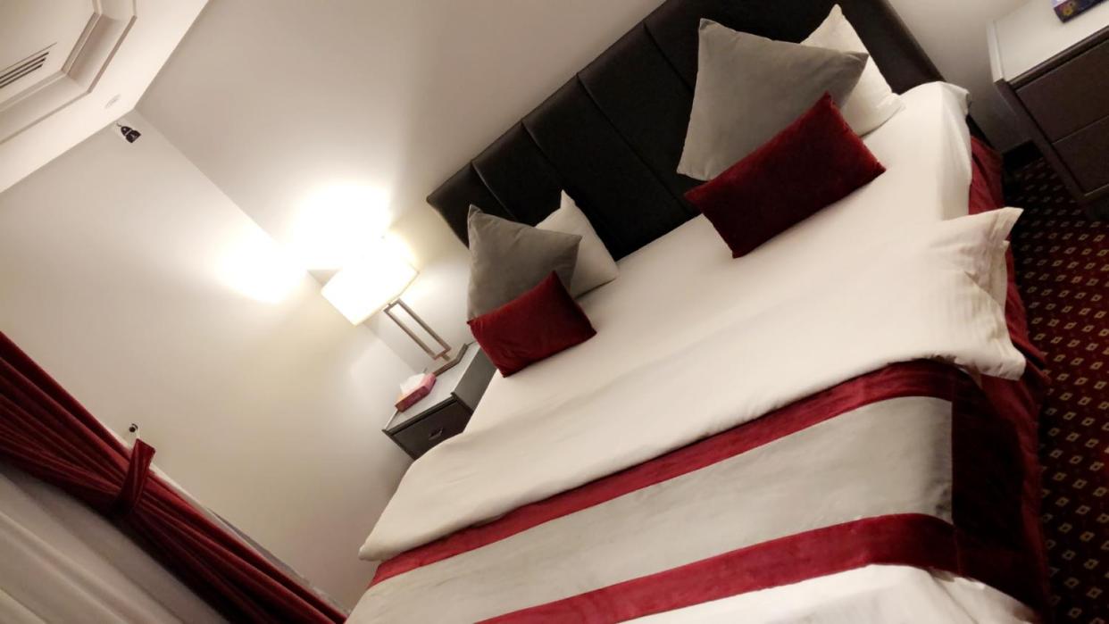 Sixty Three Hotel Suites