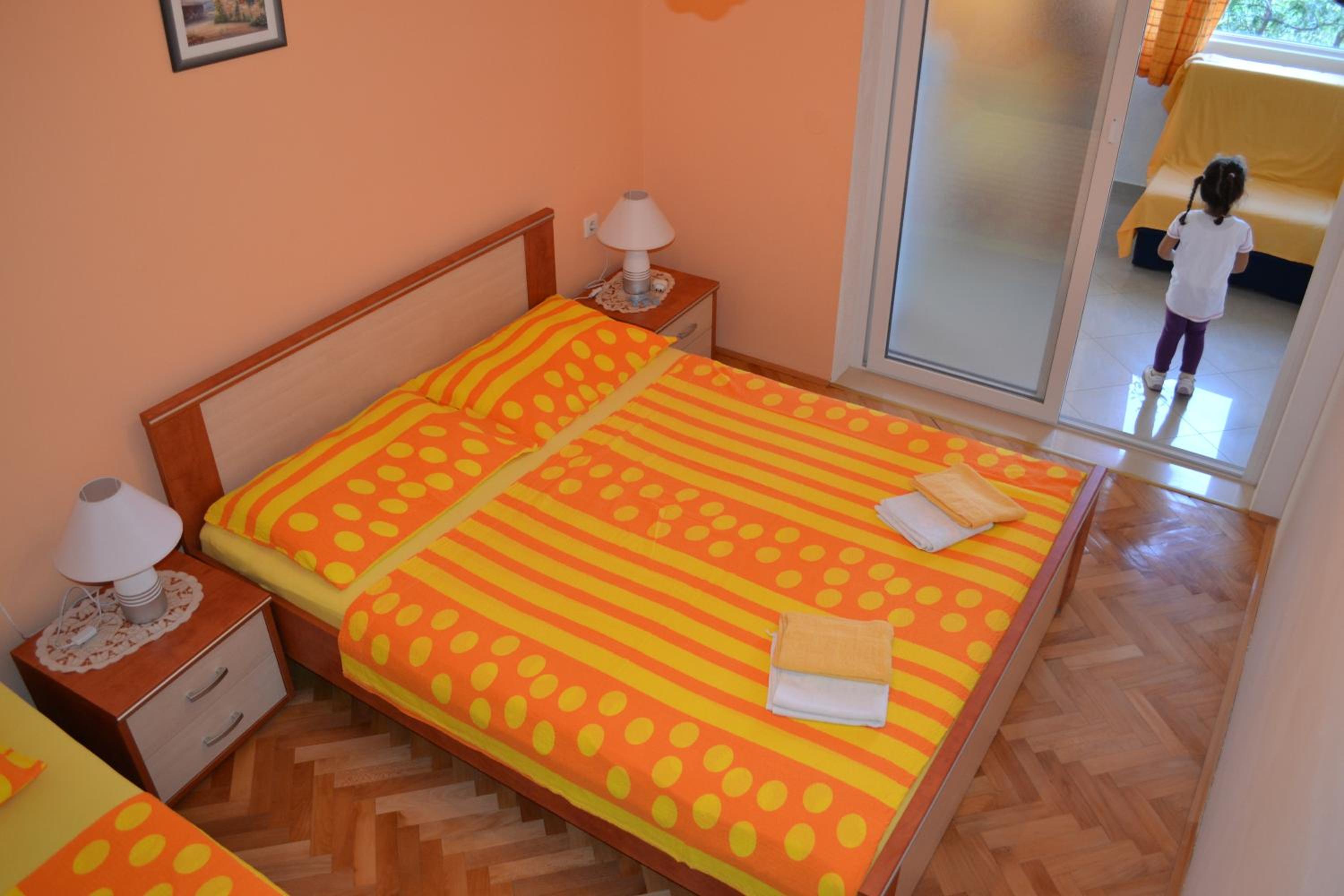 Apartments Karlo
