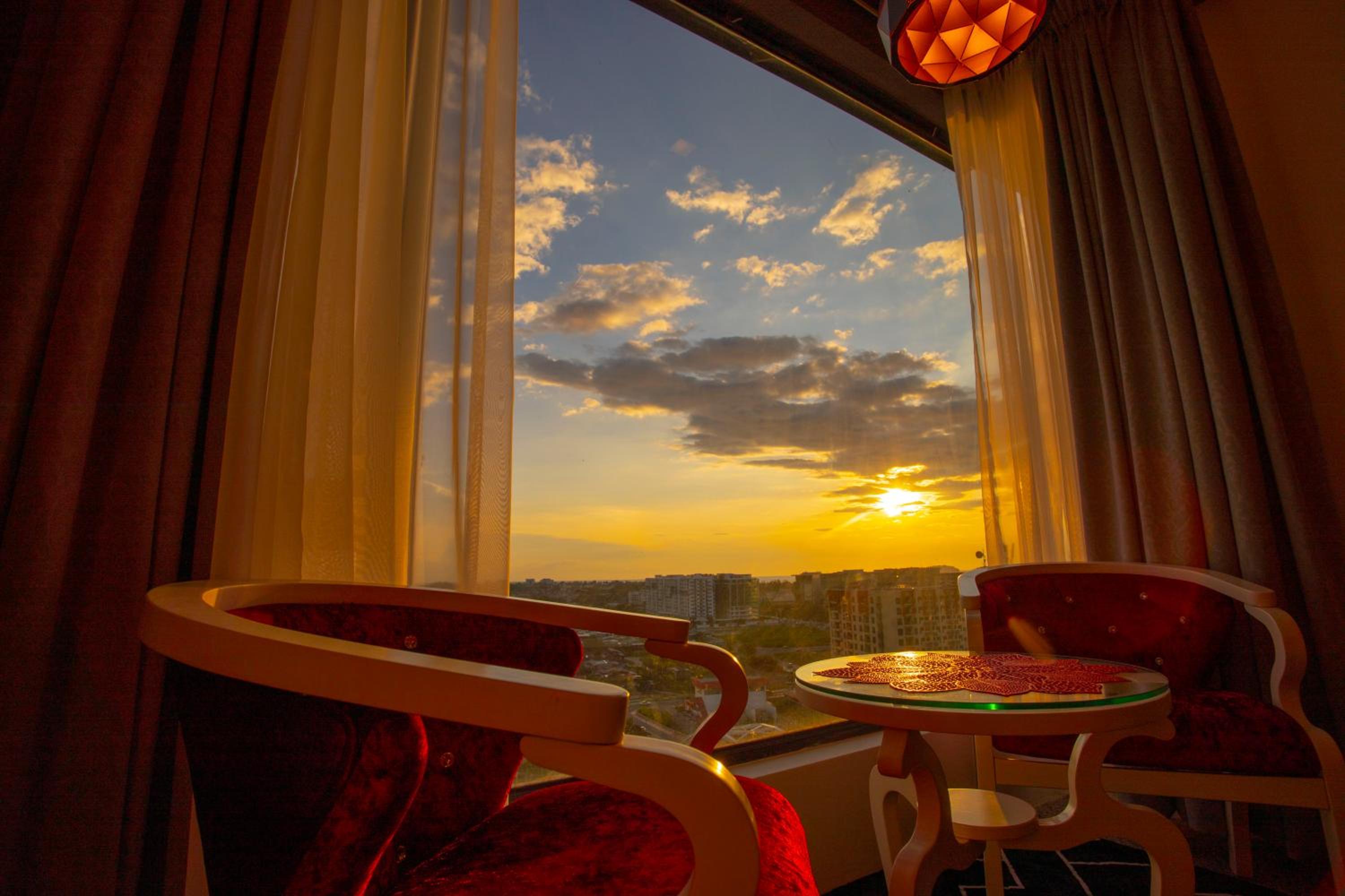 Cozy Living Sky Apartment