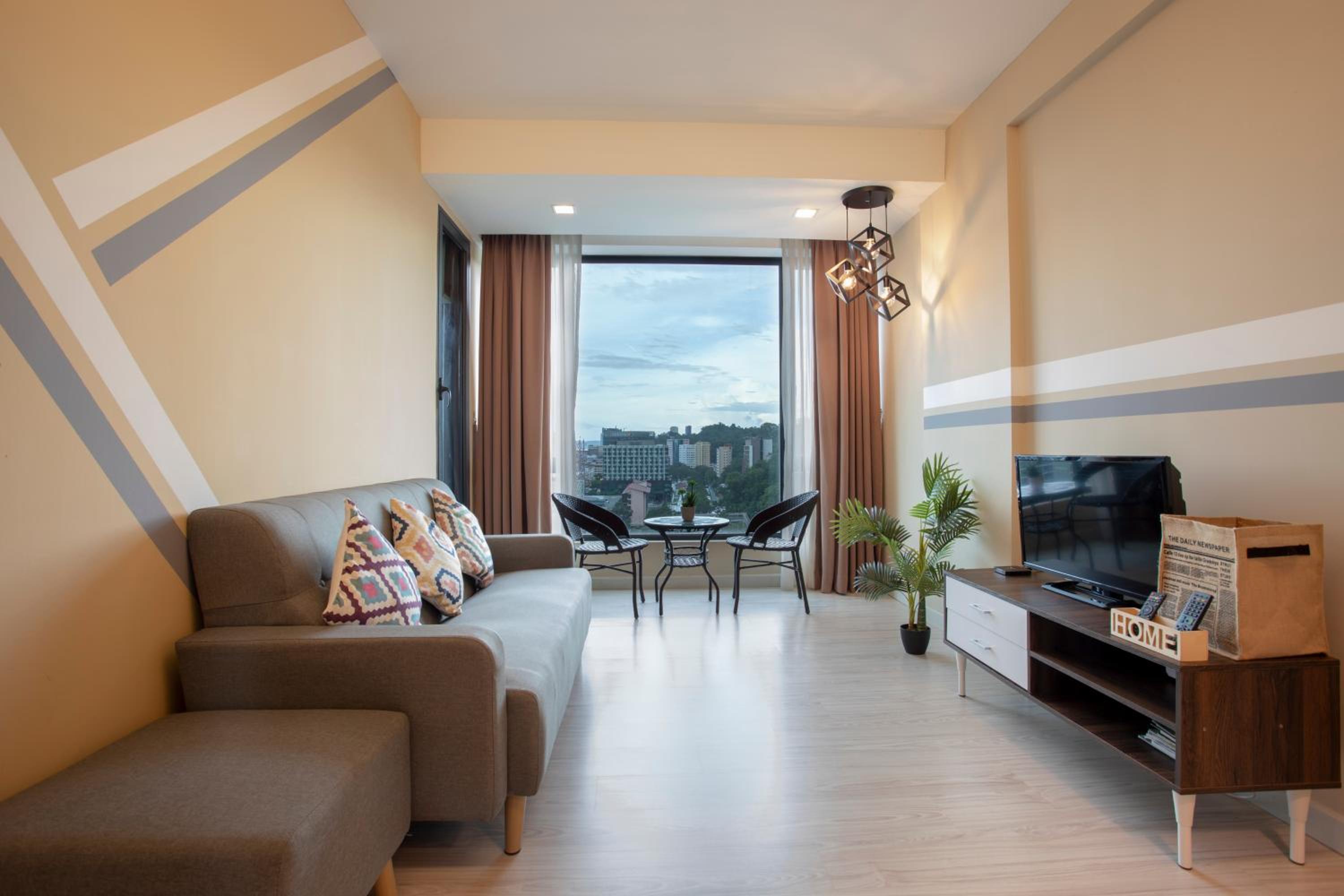 Cozy Living Sky Apartment