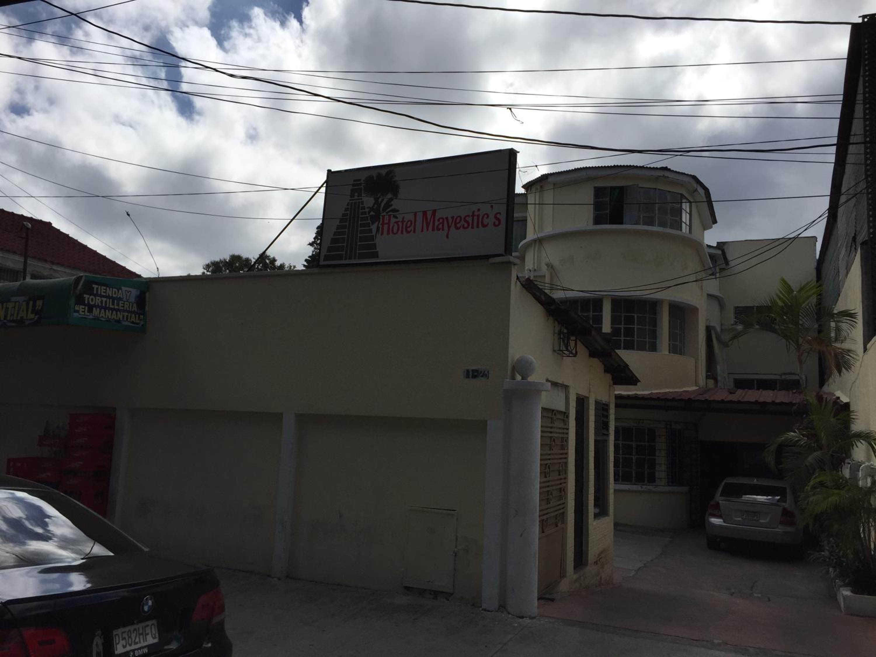 Hotel Mayesstic