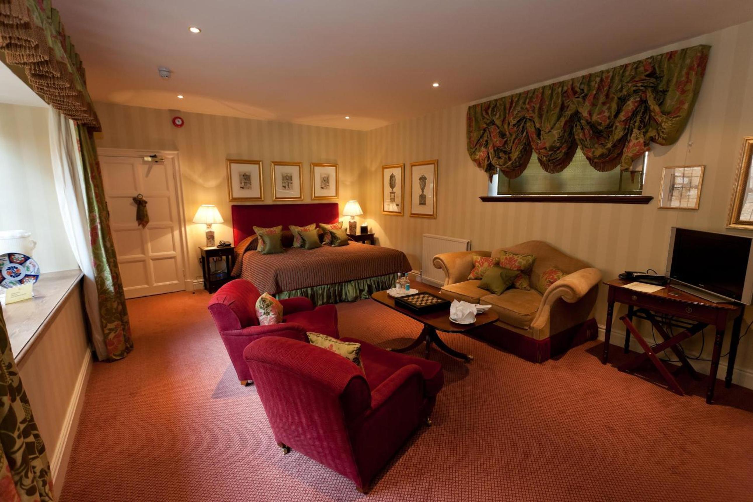 Buckland Manor — 13