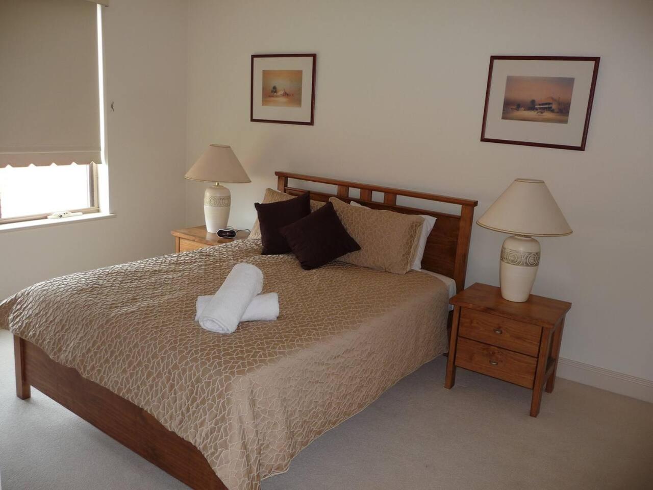 City Escape 3 Bedroom East End of Adelaide - Image 4