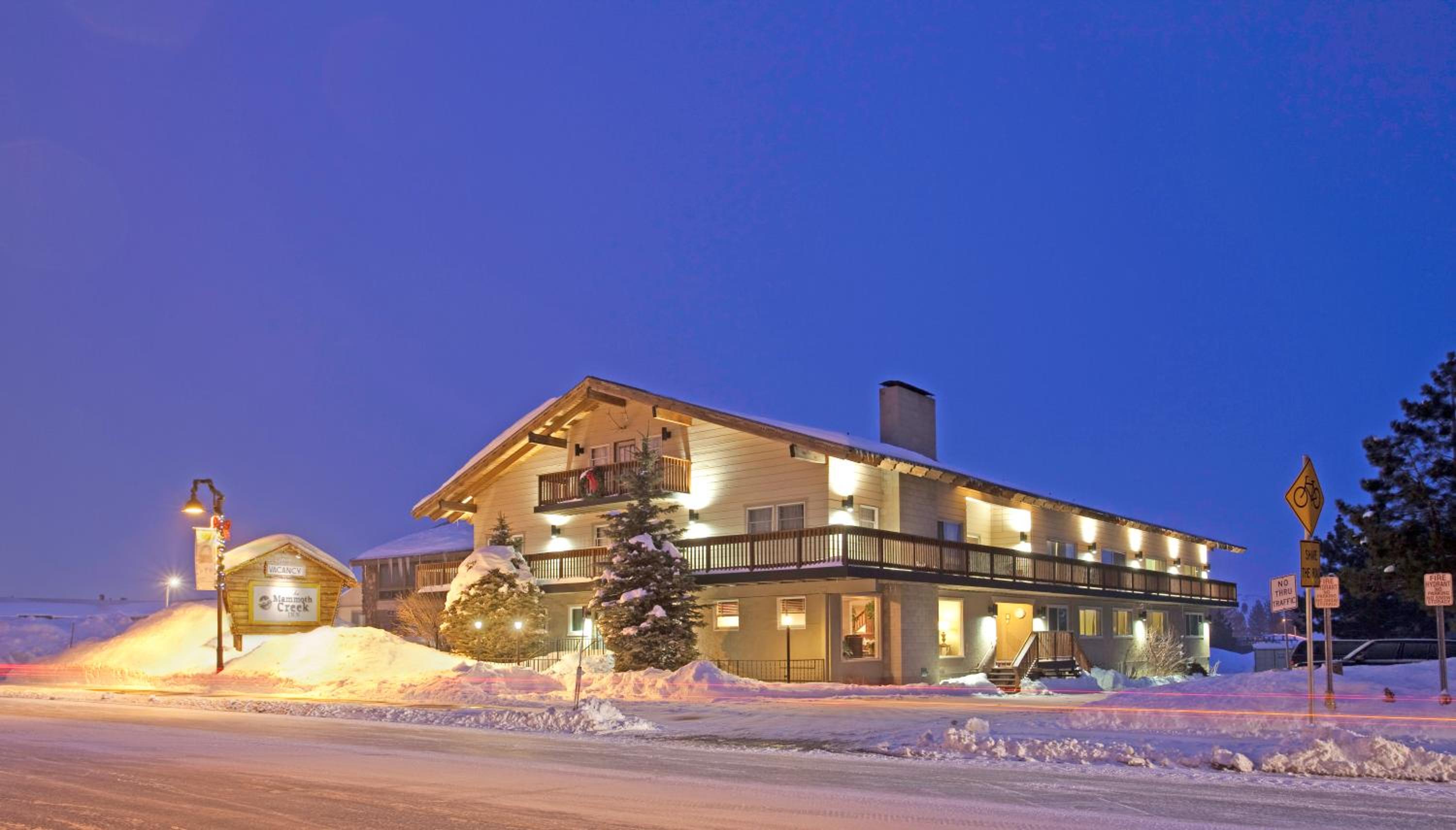 Hotel The Mammoth Creek Inn - Image 1