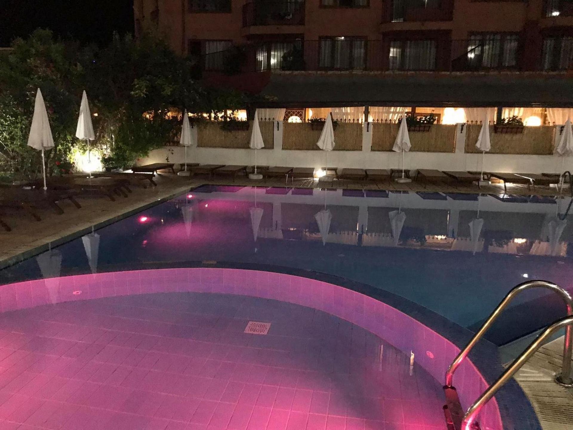 swimming pool