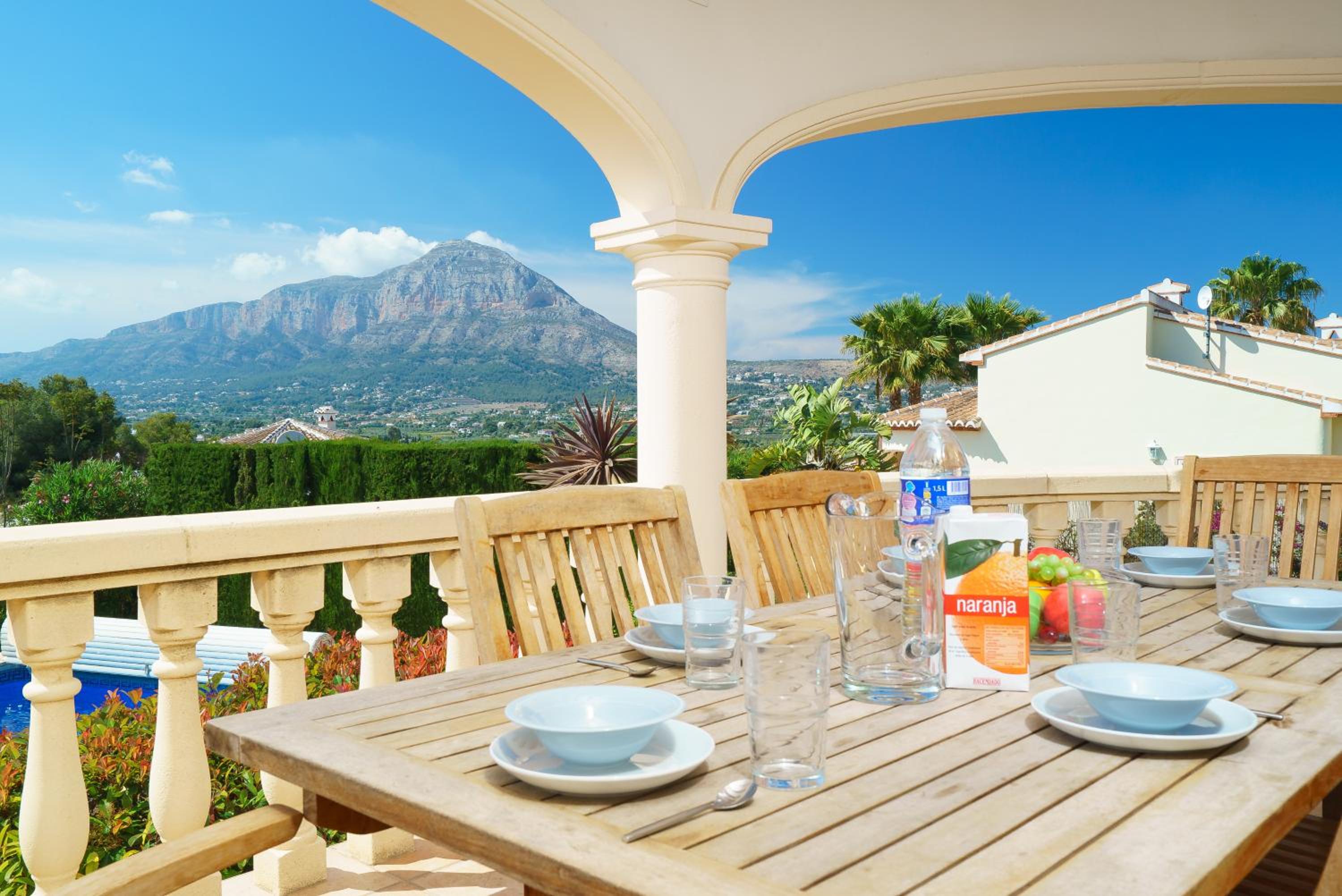 Casa Rio by Aguilarent view 3