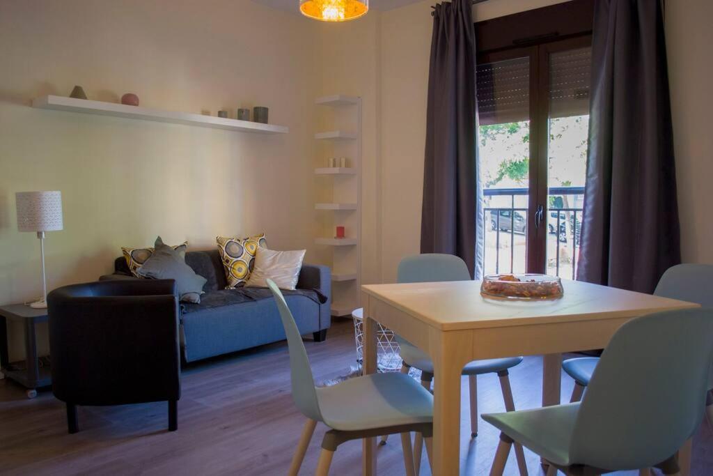 APARTAMENTO AL LADO DE LA CASA DE PICASSO