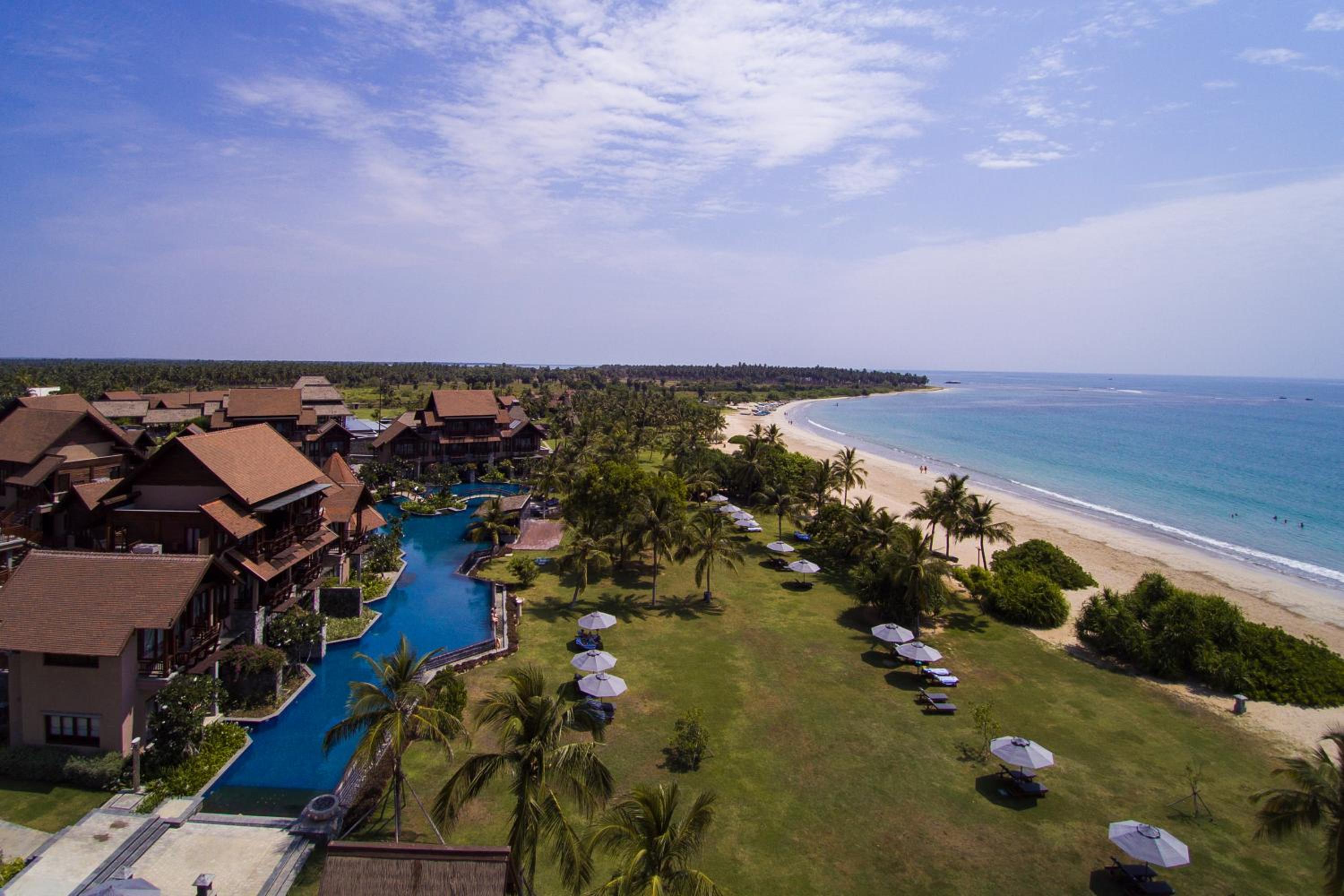 Hotel Anantaya Resort and Spa Passikudah - Image 1