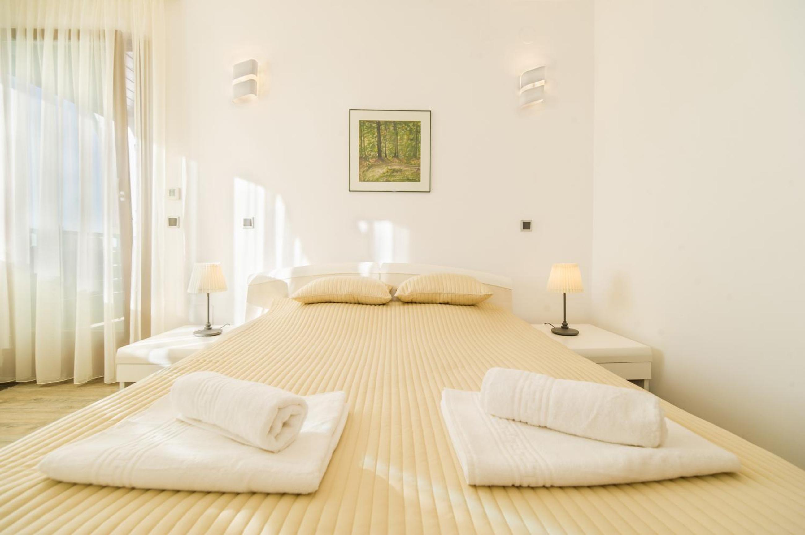 Nature Retreat 2 bedroom apartment Silver Mountain view 5