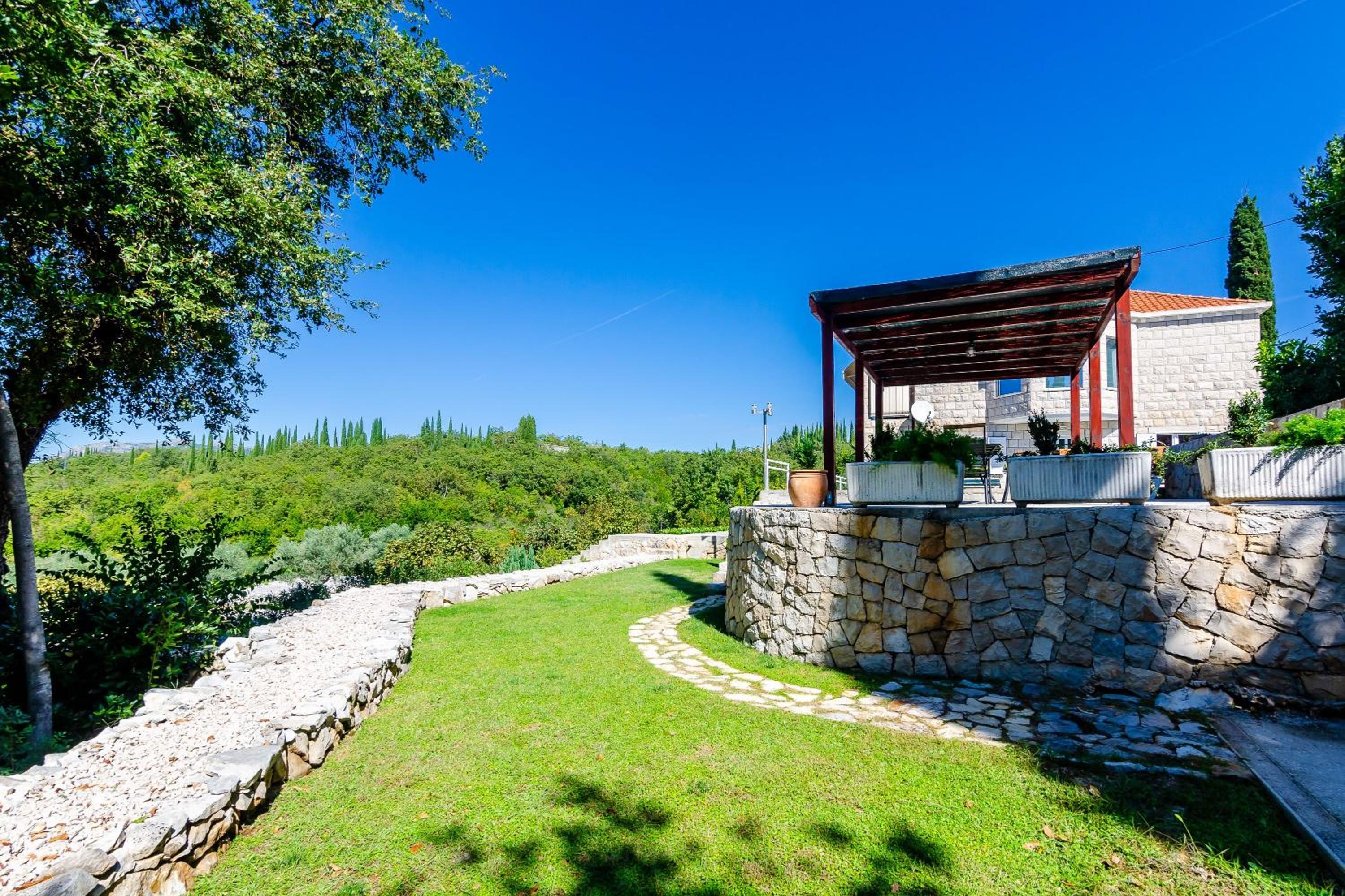 Villa Oasis Cypress view 5