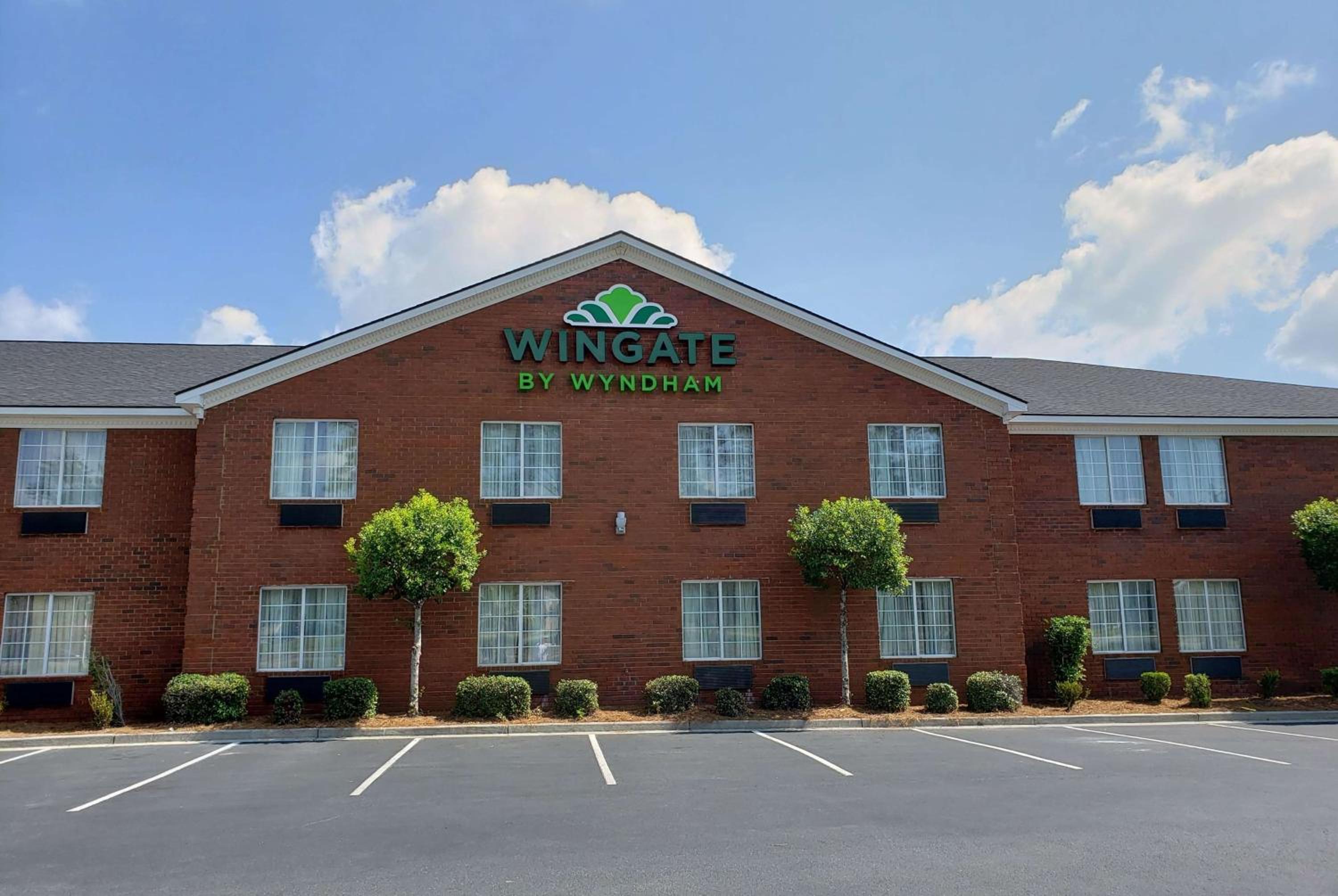 Ridgeland Vacations - Wingate by Wyndham Savannah I-95 North - Property Image 1