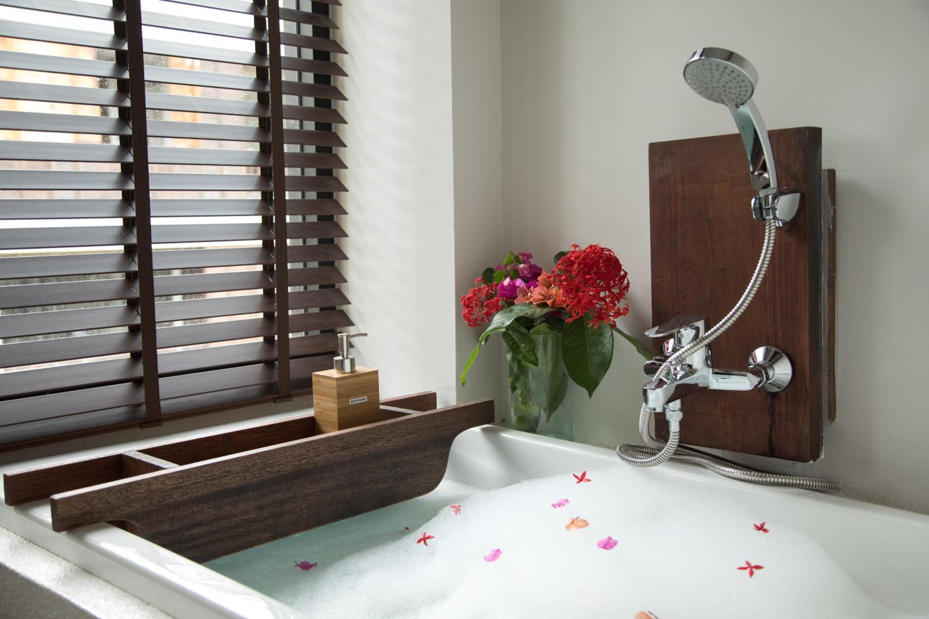 SriLanta Resort and Spa