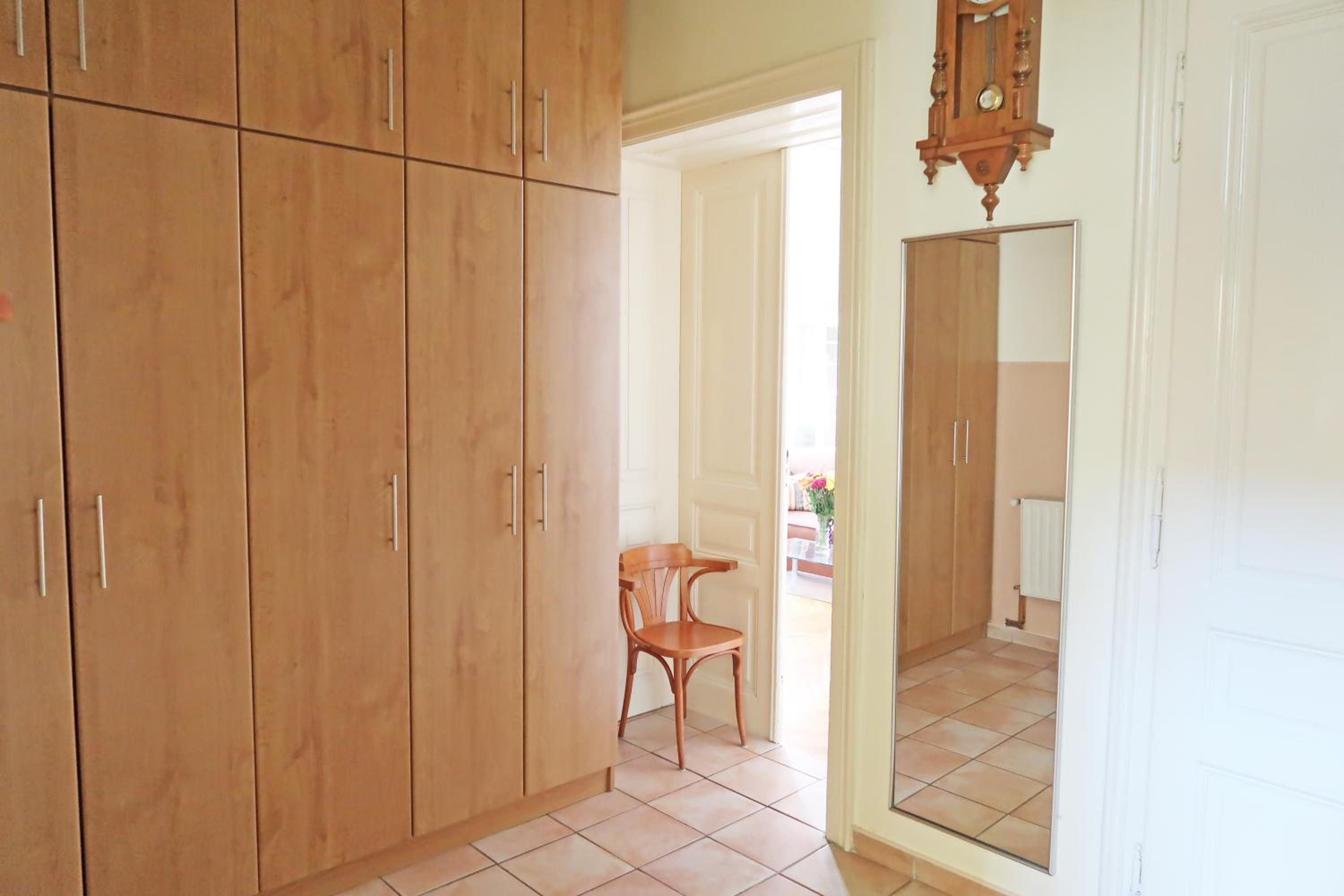 Apartment Themis