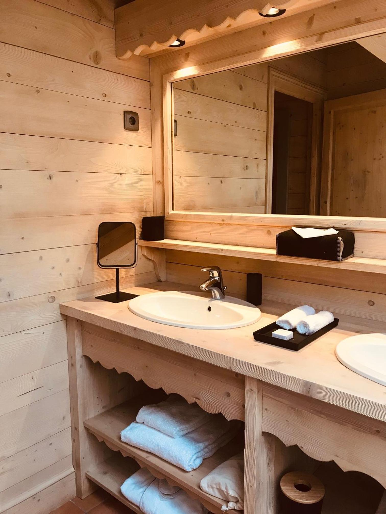 Le Cerf Amoureux Chalet Privé & Spa