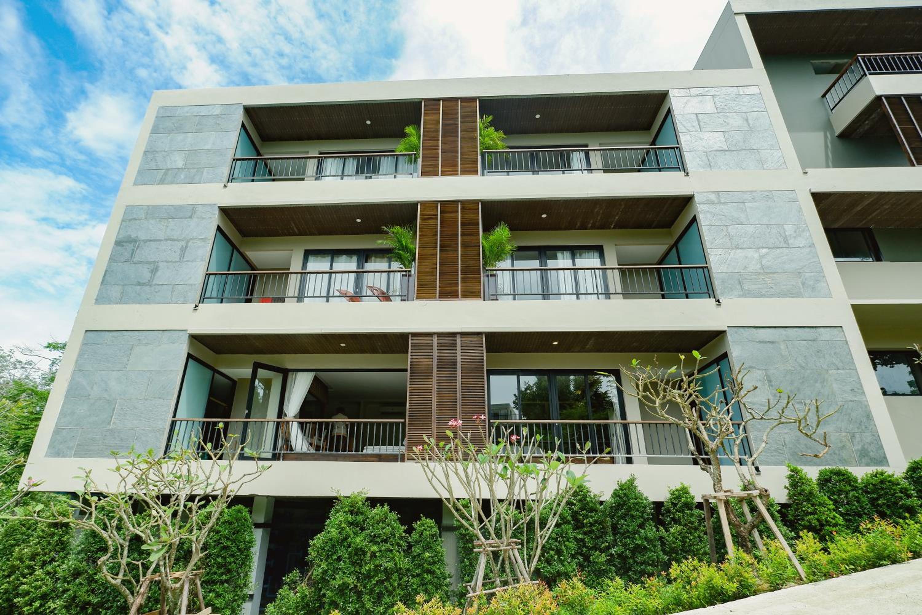 SriLanta Resort and Spa
