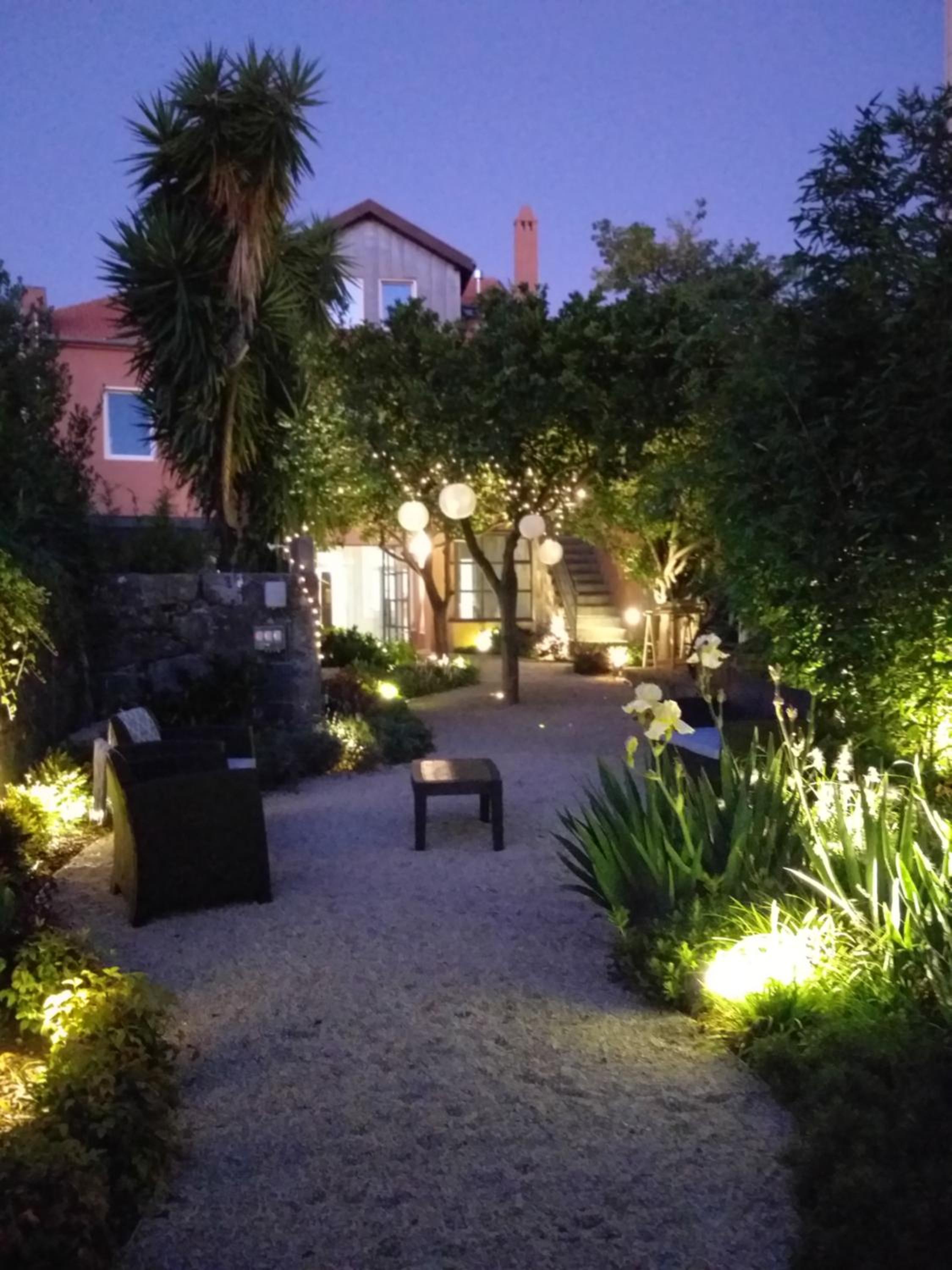 Queen's Garden Hostel view 5