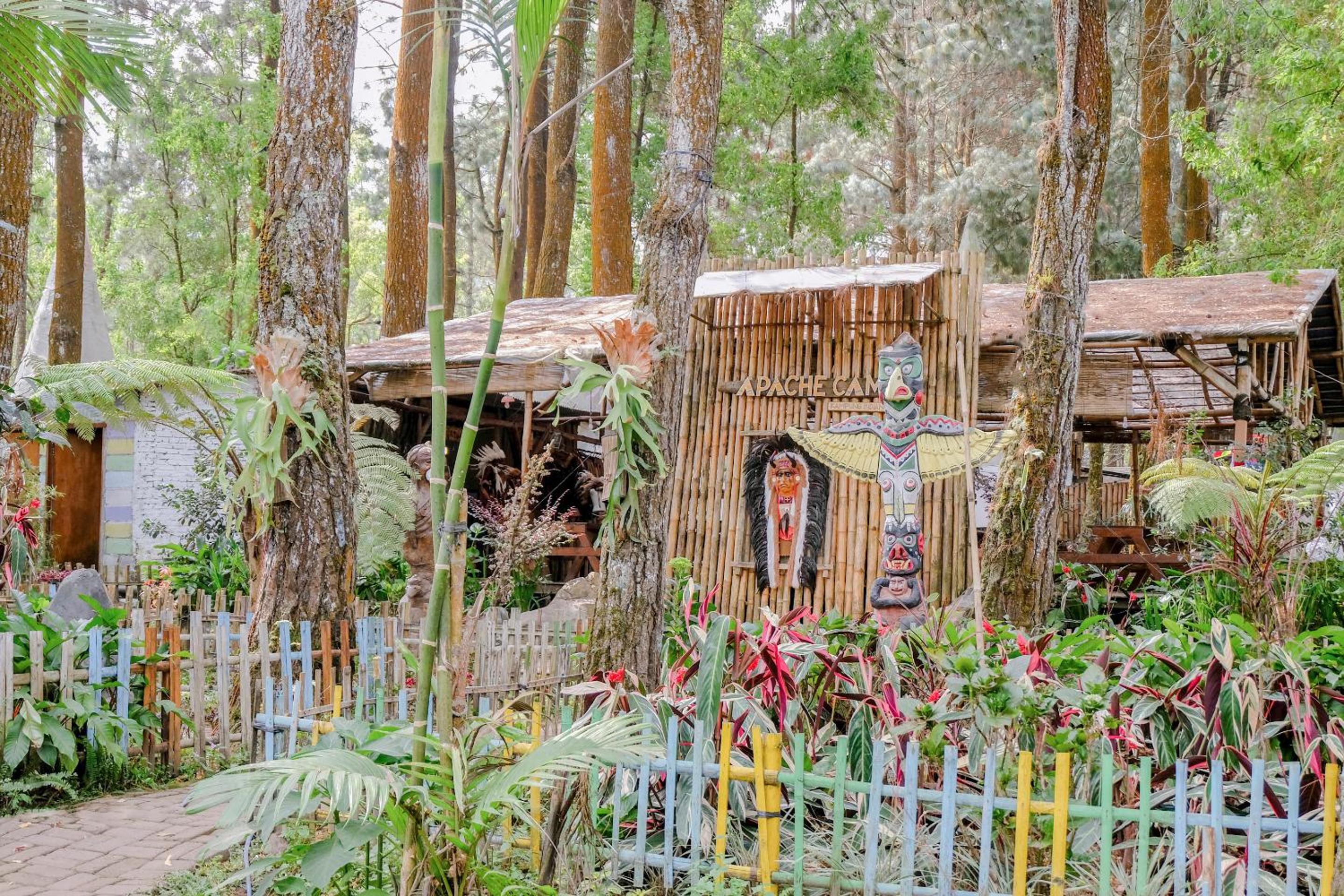 RedDoorz @ Apache Camp, Junggo - 16