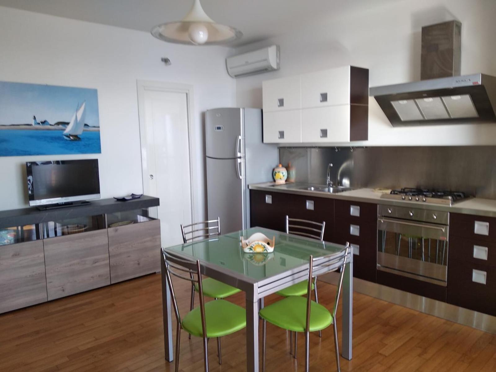 Chez Marie en Taormina — kitchen