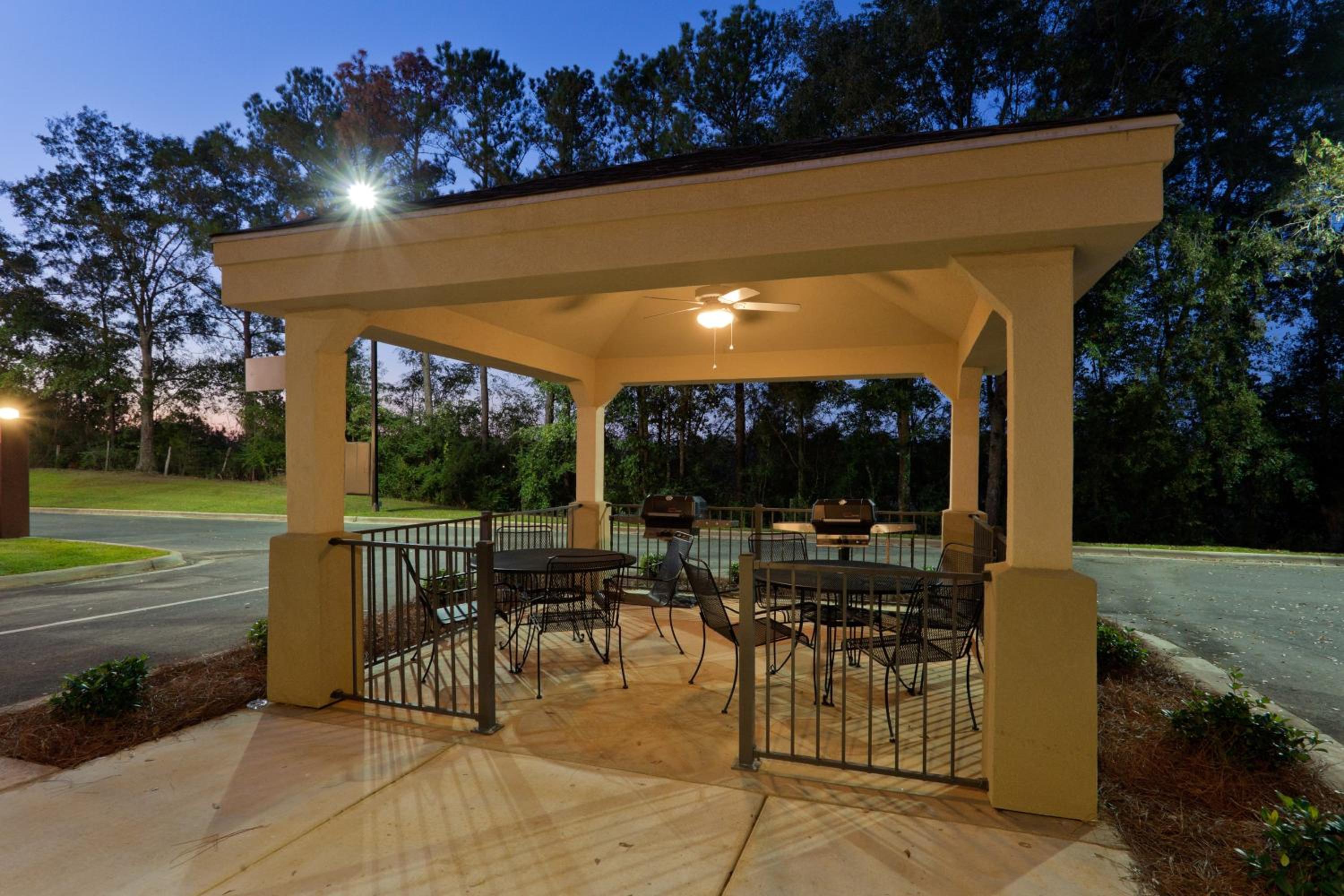 Candlewood Suites Enterprise by IHG view 3