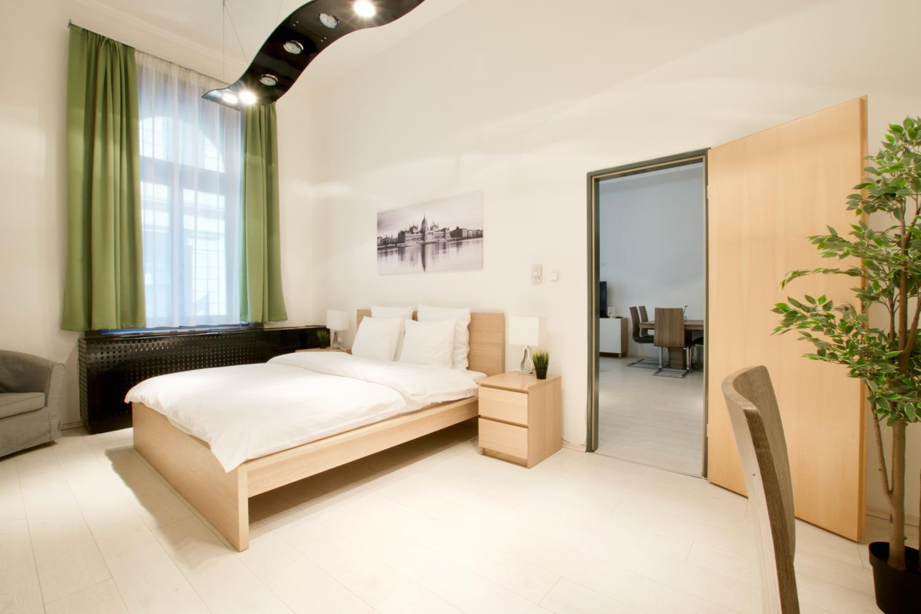St. King 1 by Hi5 Apartments view 5