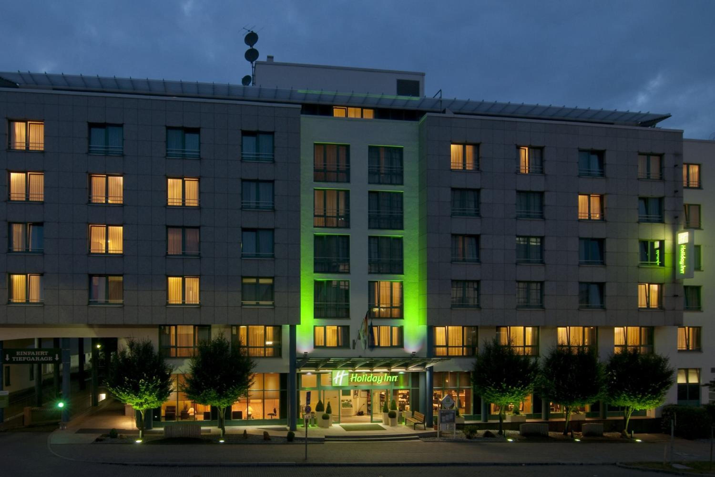 FOUR Essen City Centre