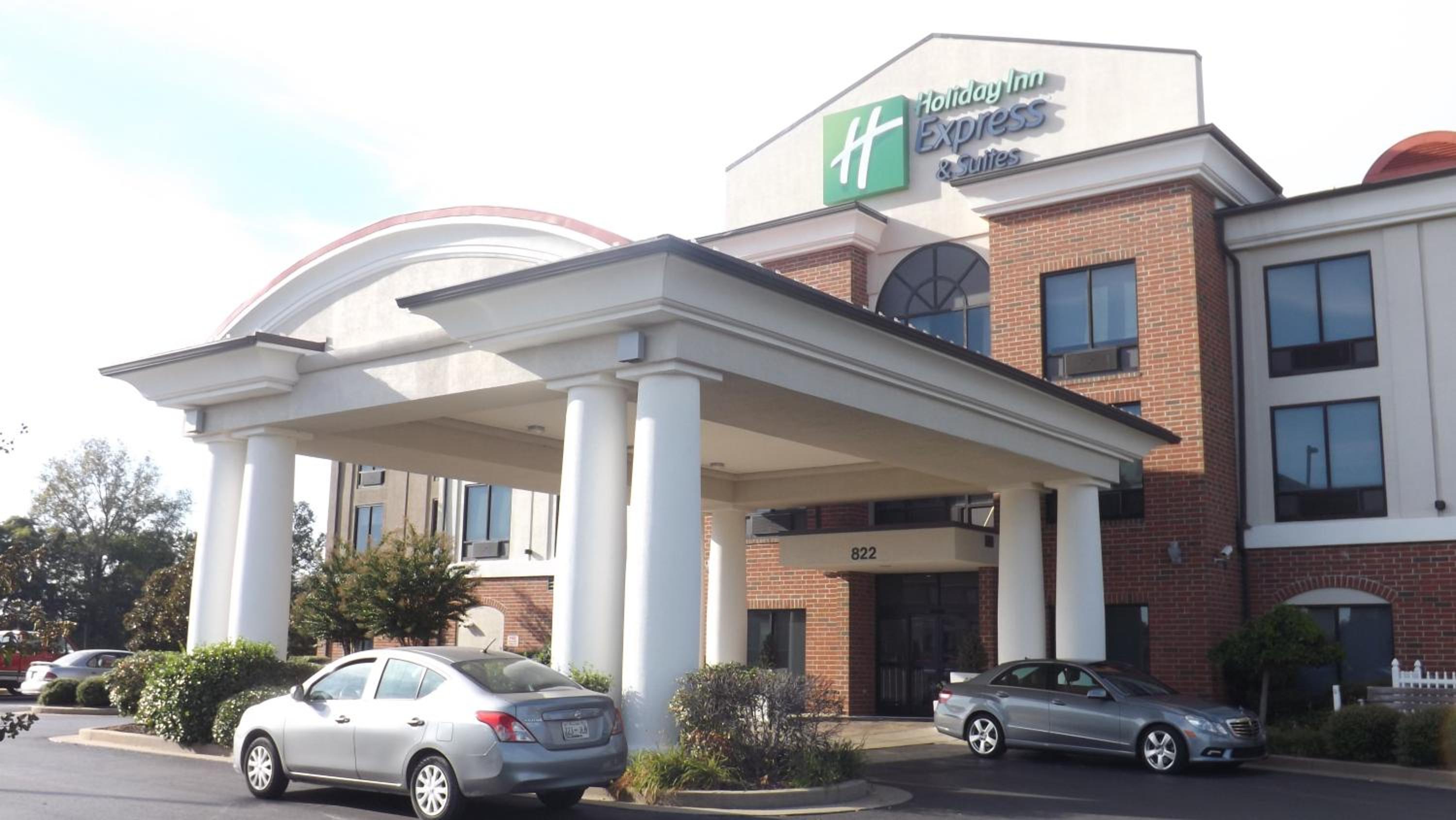 Dyersburg Vacations - Holiday Inn Express  Suites Dyersburg, an IHG Hotel - Property Image 1