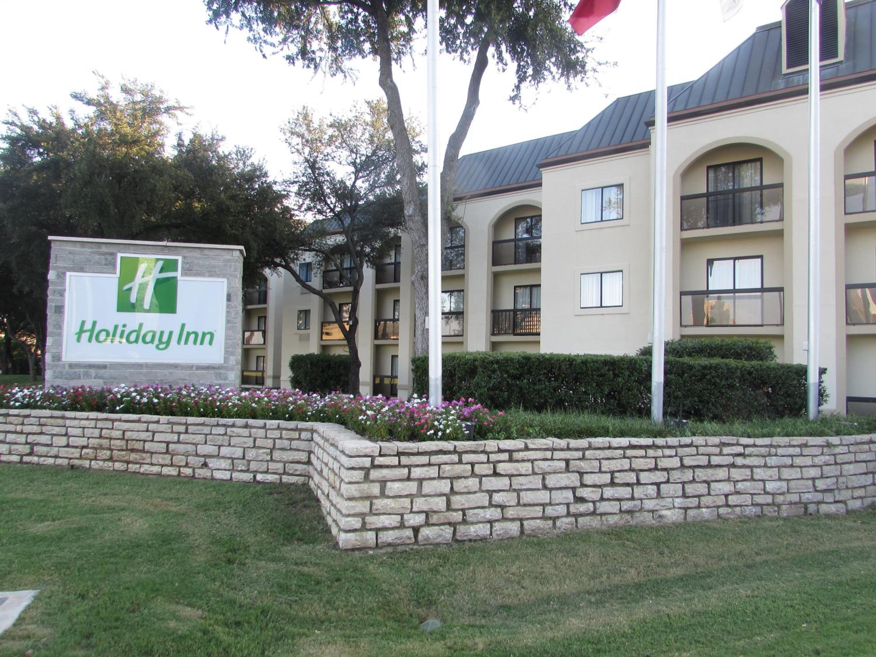 Hotel Holiday Inn Irving Las Colinas, an IHG Hotel - Image 1