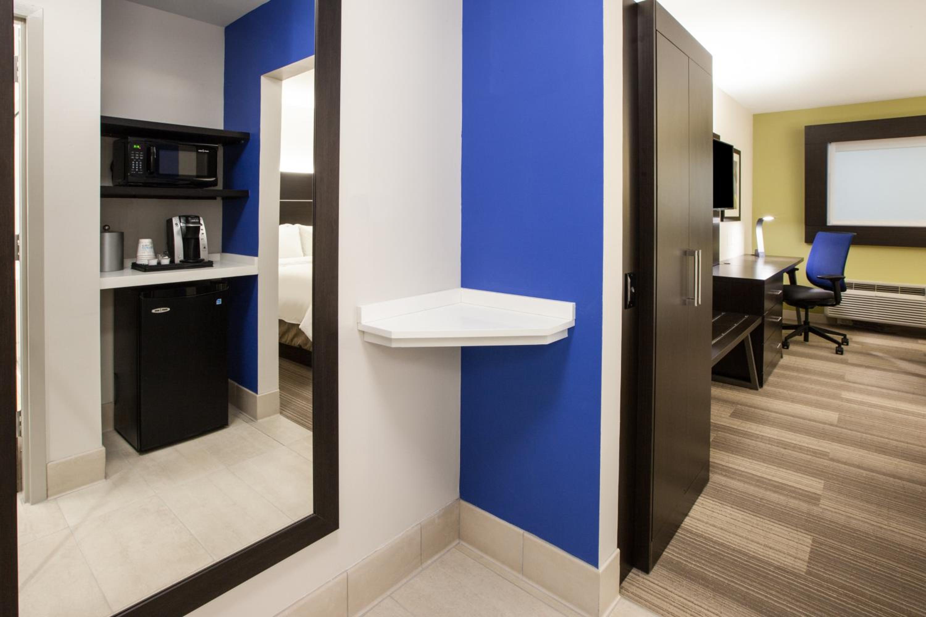 Ellensburg Vacations - Holiday Inn Express Ellensburg, an IHG Hotel - Property Image 4