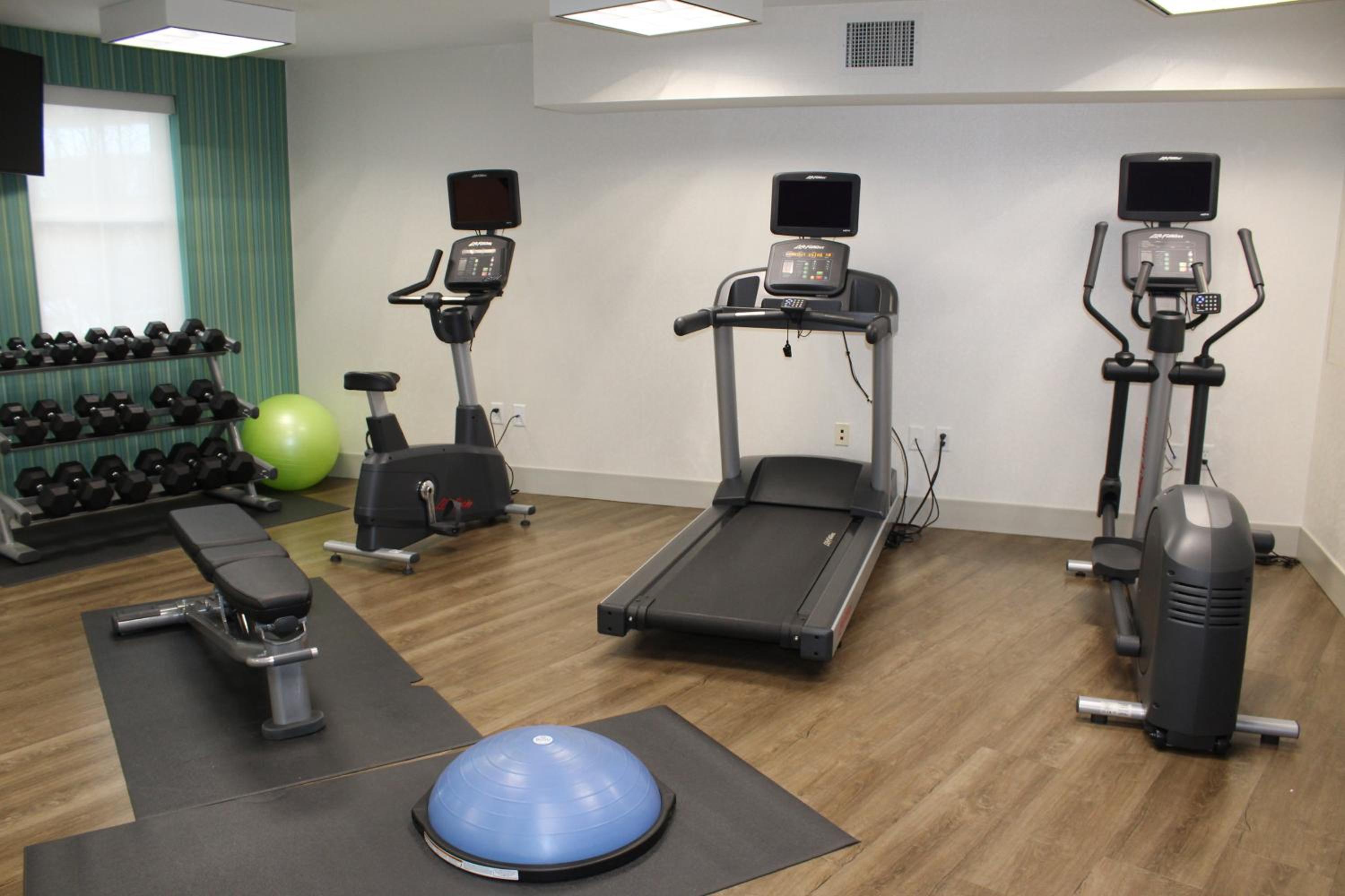 Raleigh Vacations - Holiday Inn Express Durham-UNH, an IHG Hotel - Property Image 2