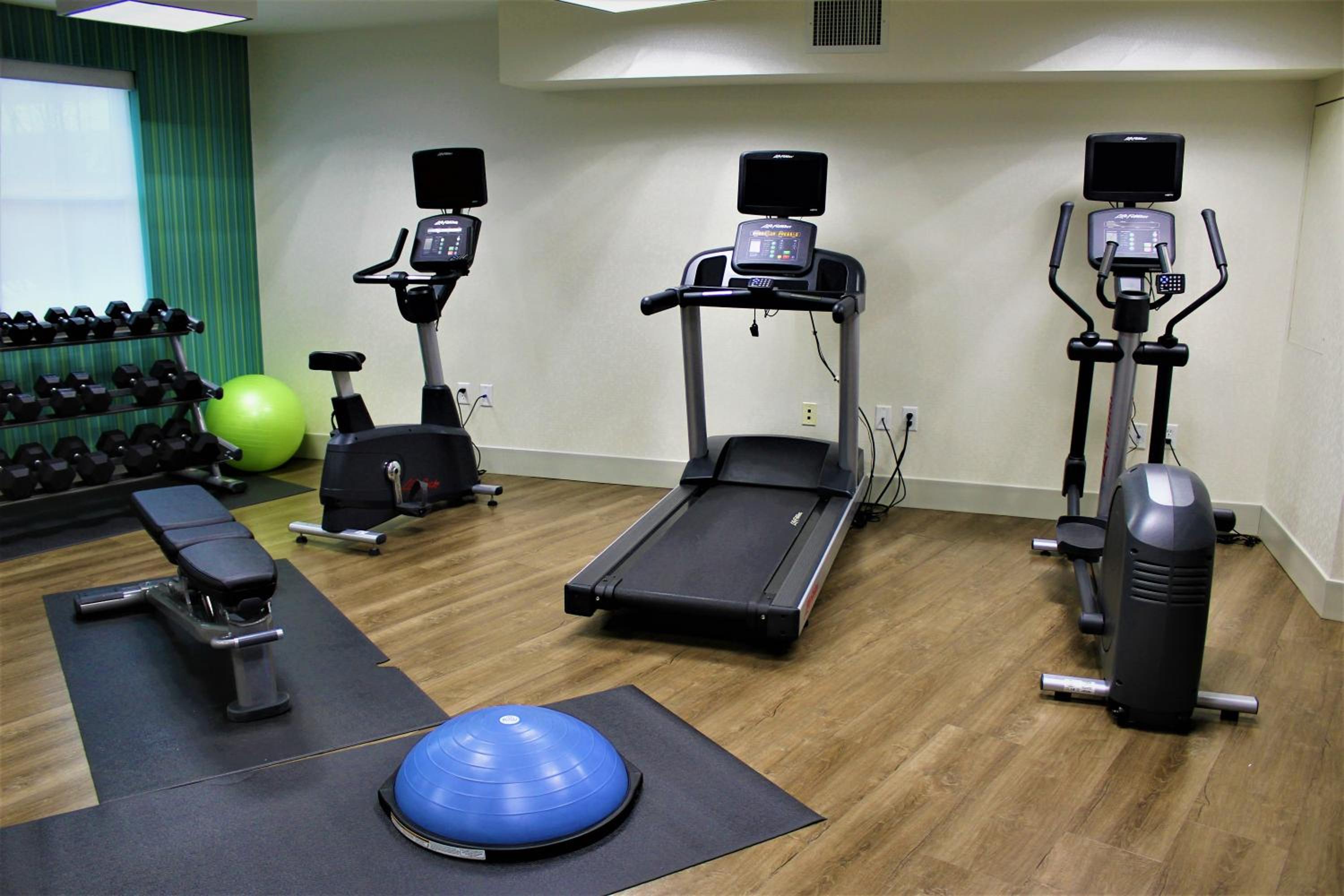 Raleigh Vacations - Holiday Inn Express Durham-UNH, an IHG Hotel - Property Image 13