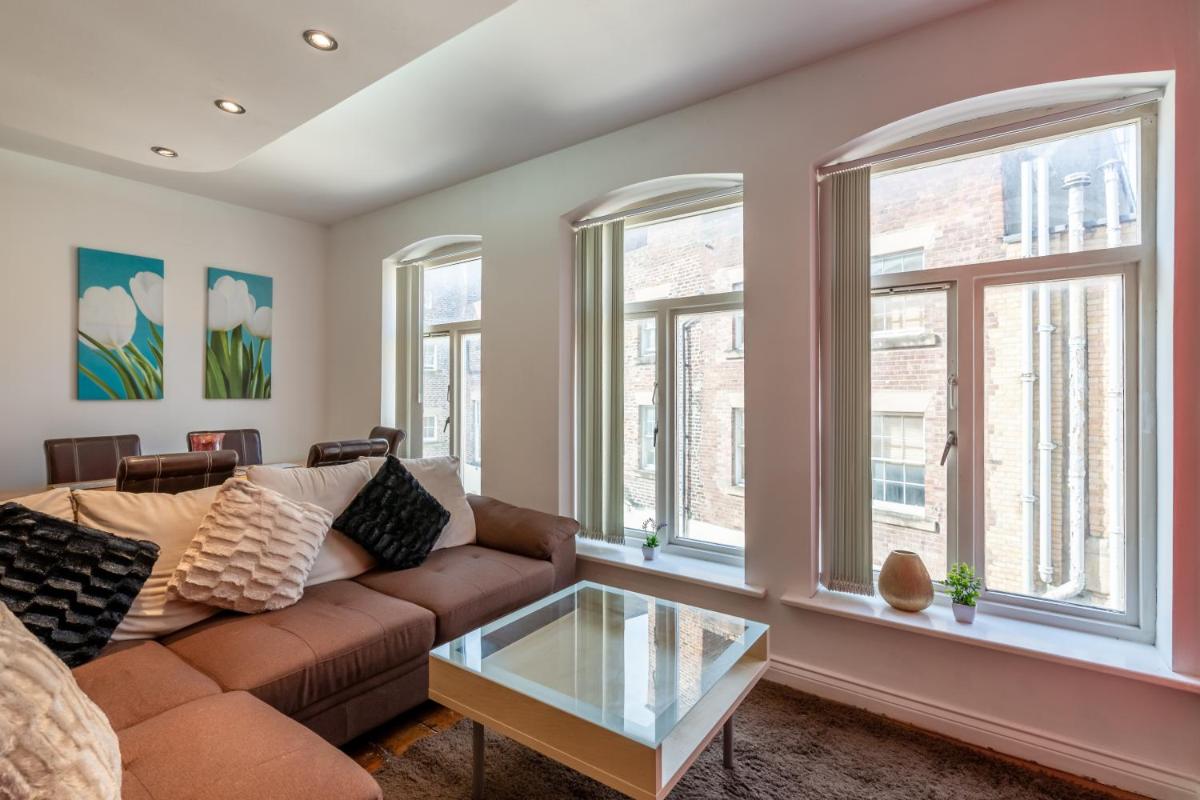 NEWCASTLE CITY CENTRE apartment view 5