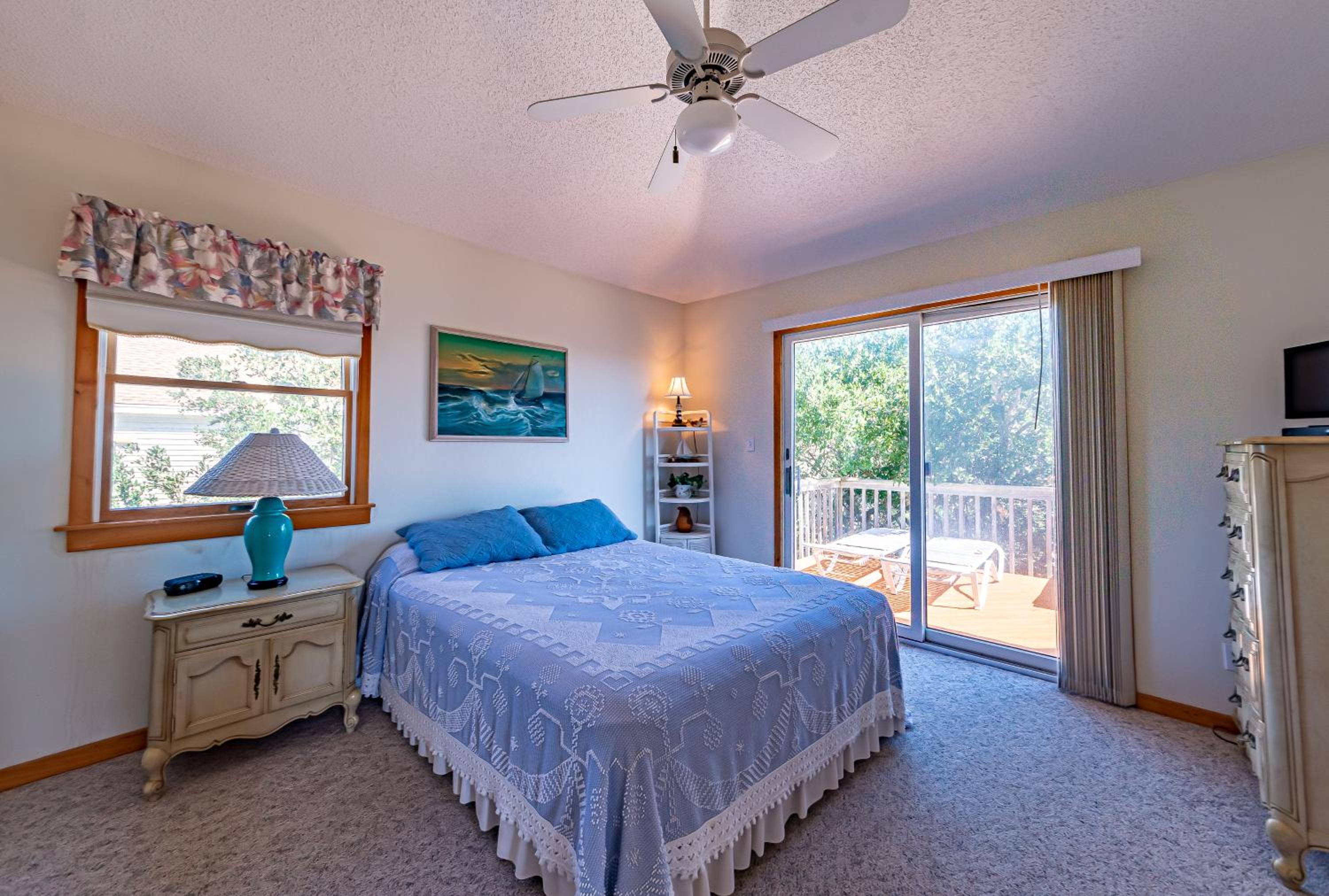 Eagle Quay - Corolla, Ocean Sands, Oceanside, 190 Yds to Beach, Hot Tub, Pets OK, Community Pool