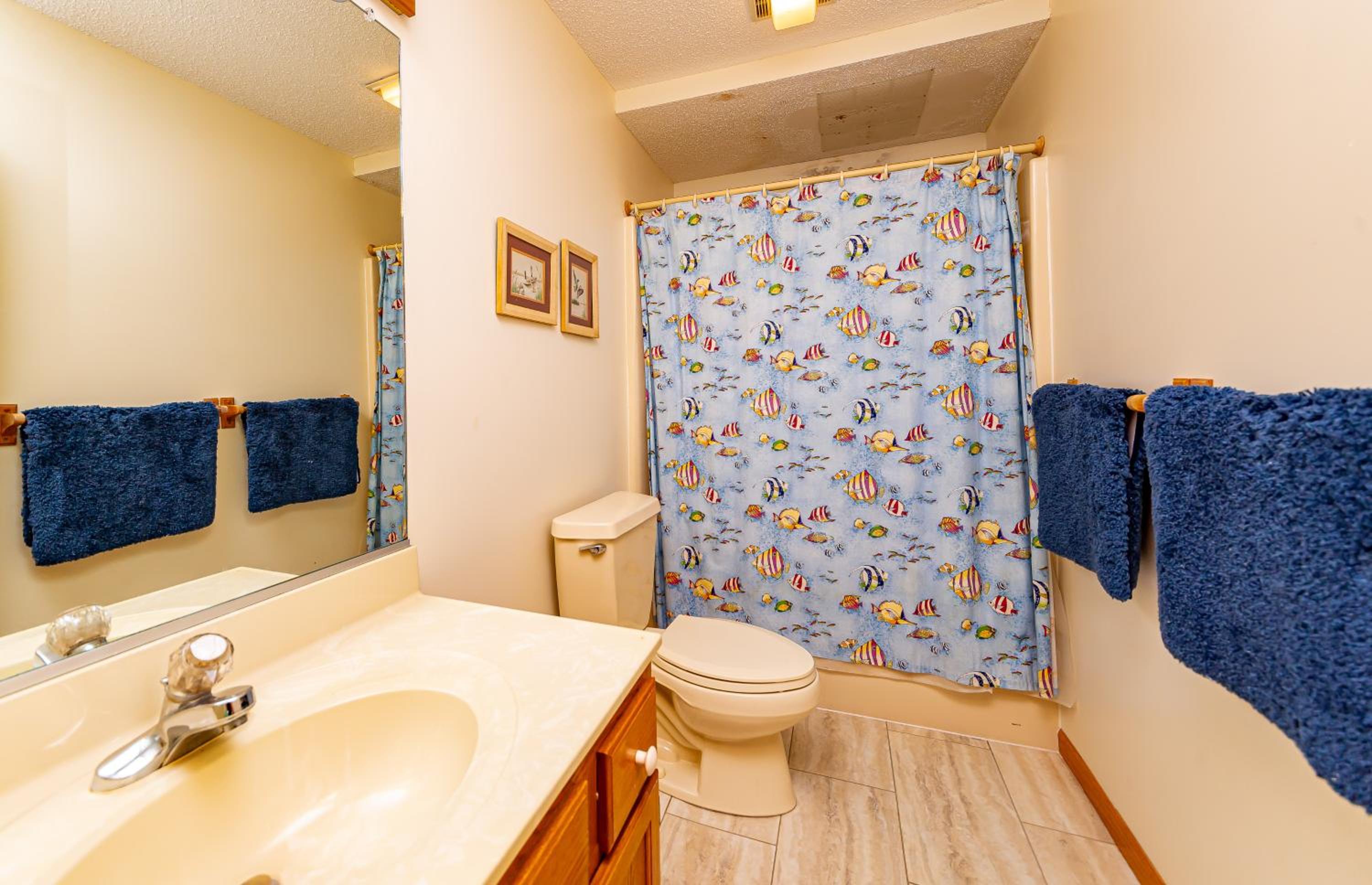 Eagle Quay - Corolla, Ocean Sands, Oceanside, 190 Yds to Beach, Hot Tub, Pets OK, Community Pool