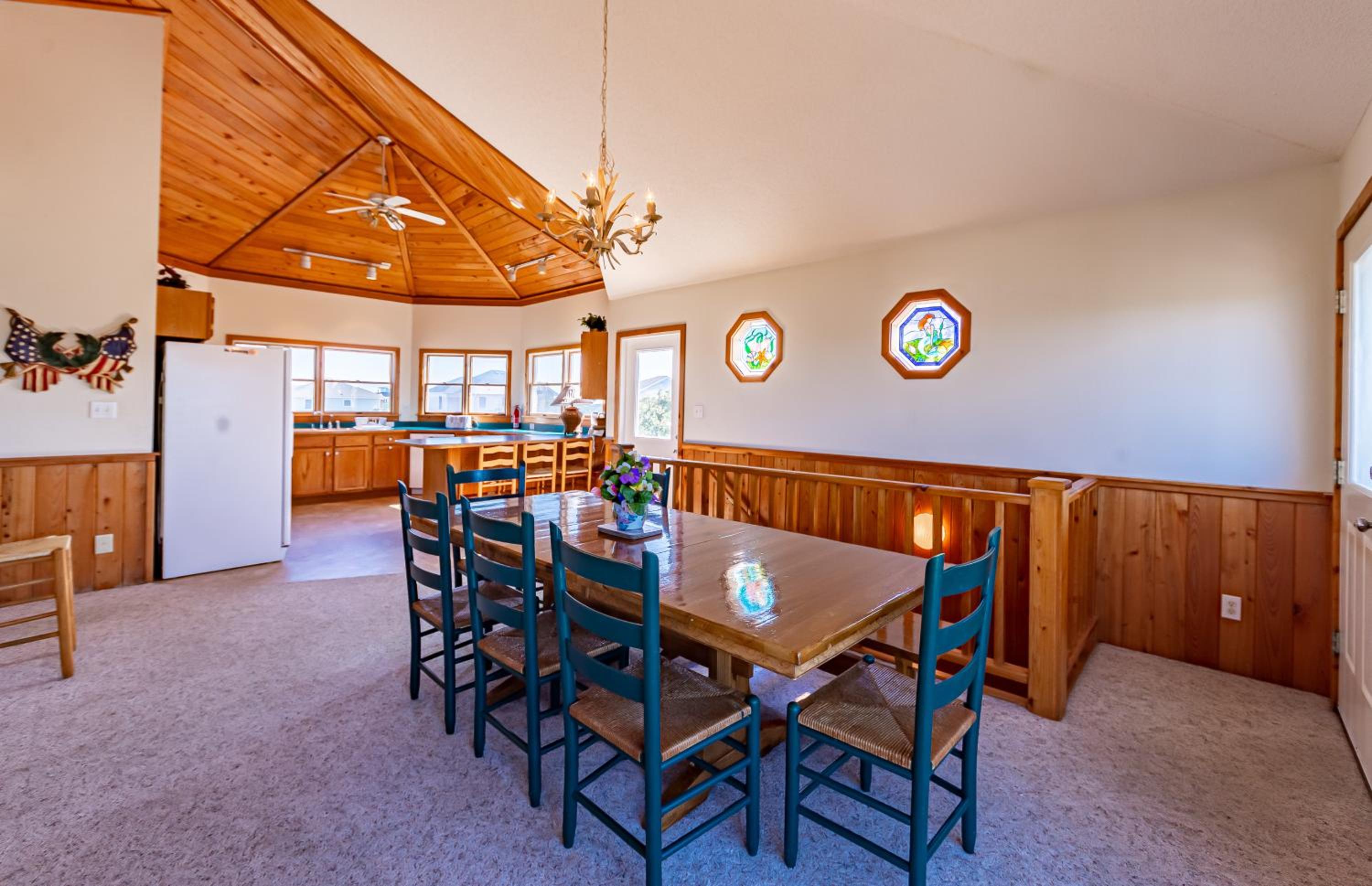 Eagle Quay - Corolla, Ocean Sands, Oceanside, 190 Yds to Beach, Hot Tub, Pets OK, Community Pool