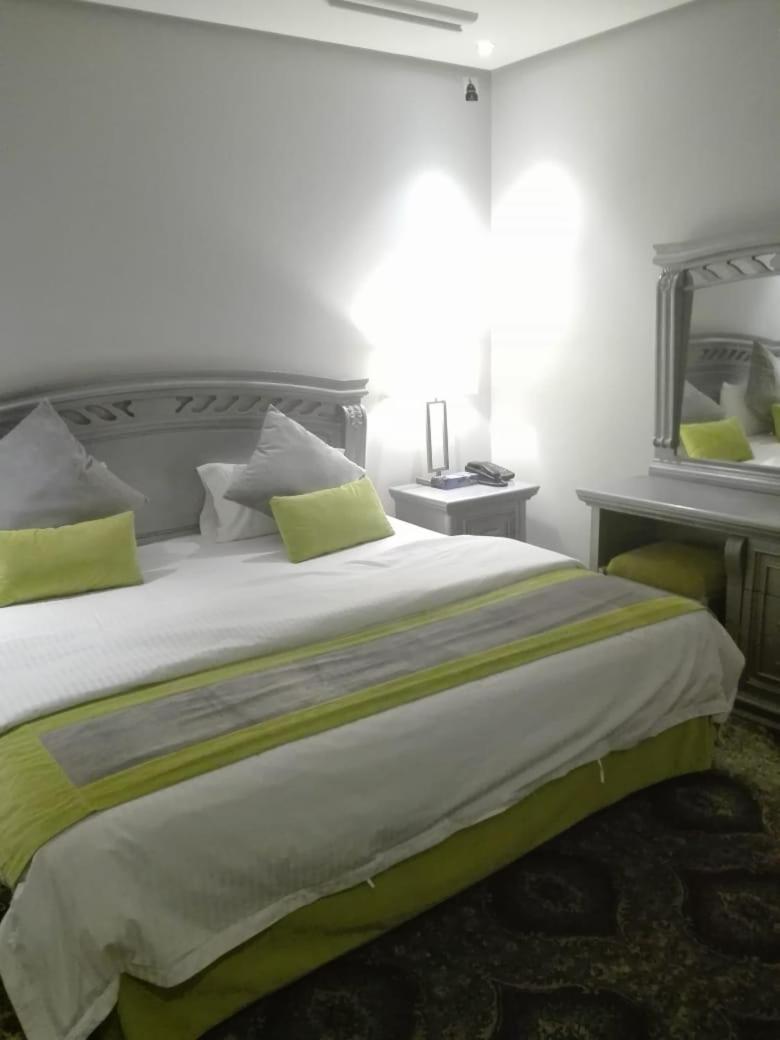 Sixty Three Hotel Suites