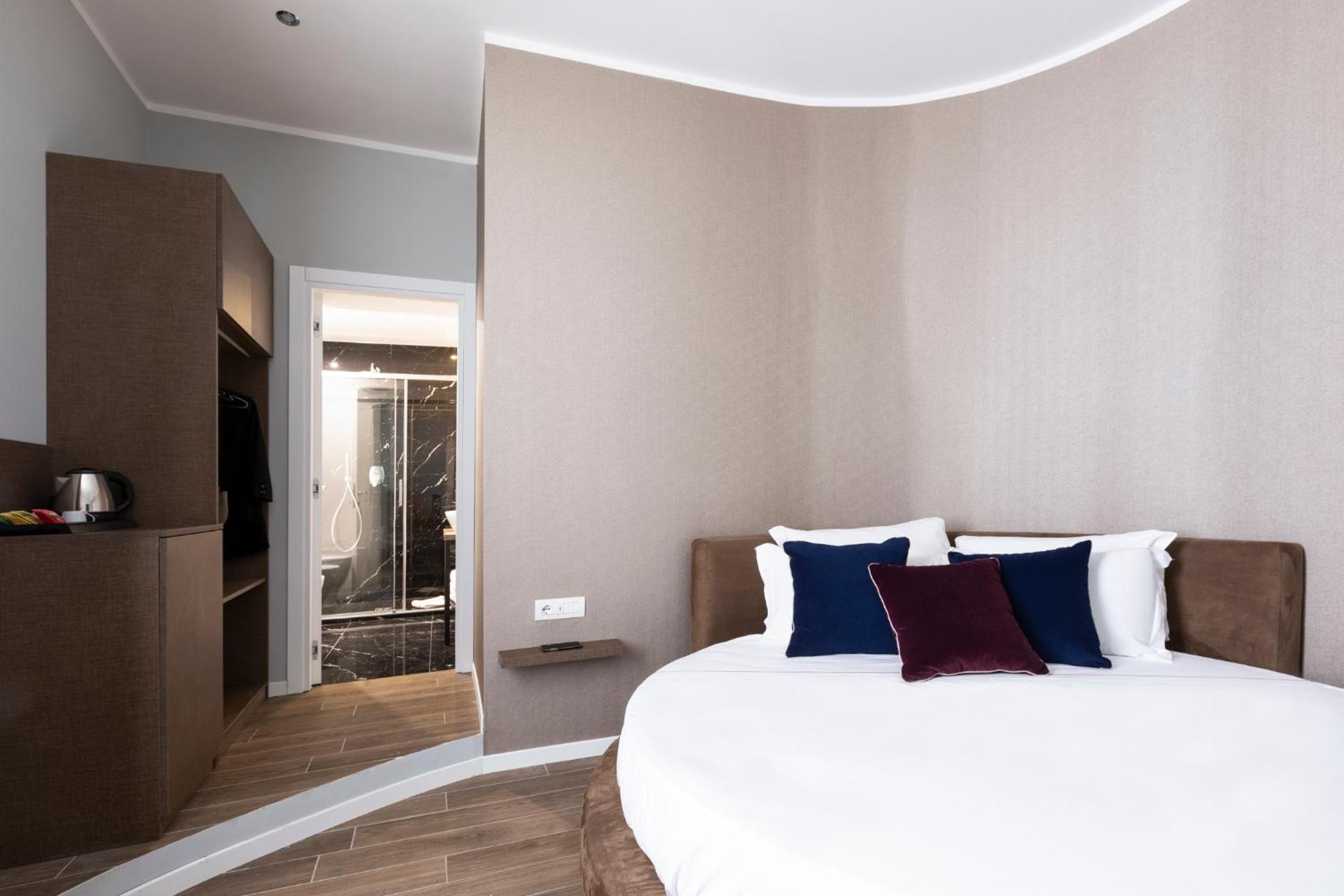 Giubbonari Suites