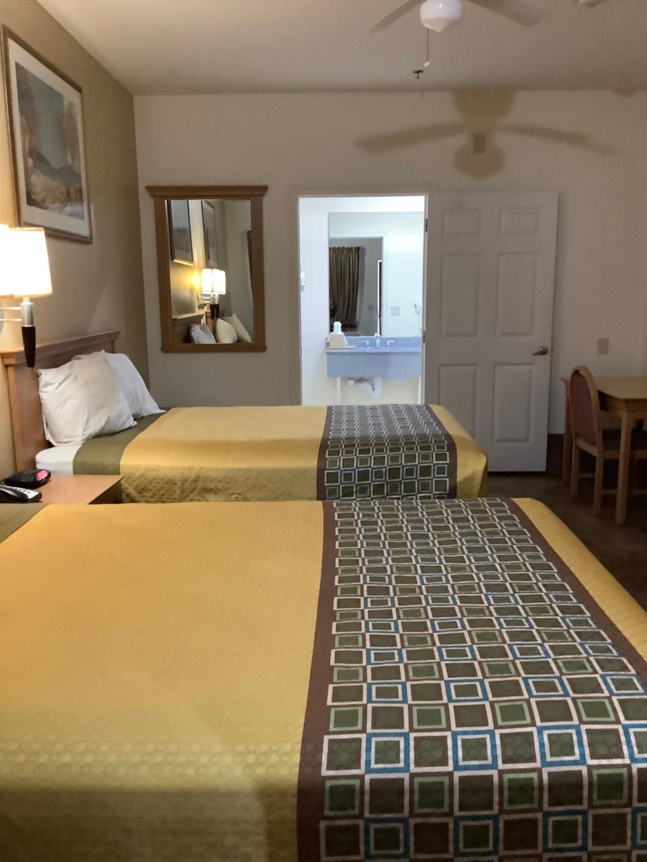 Texas Inn - Welasco/Mercedes - Property Image 30