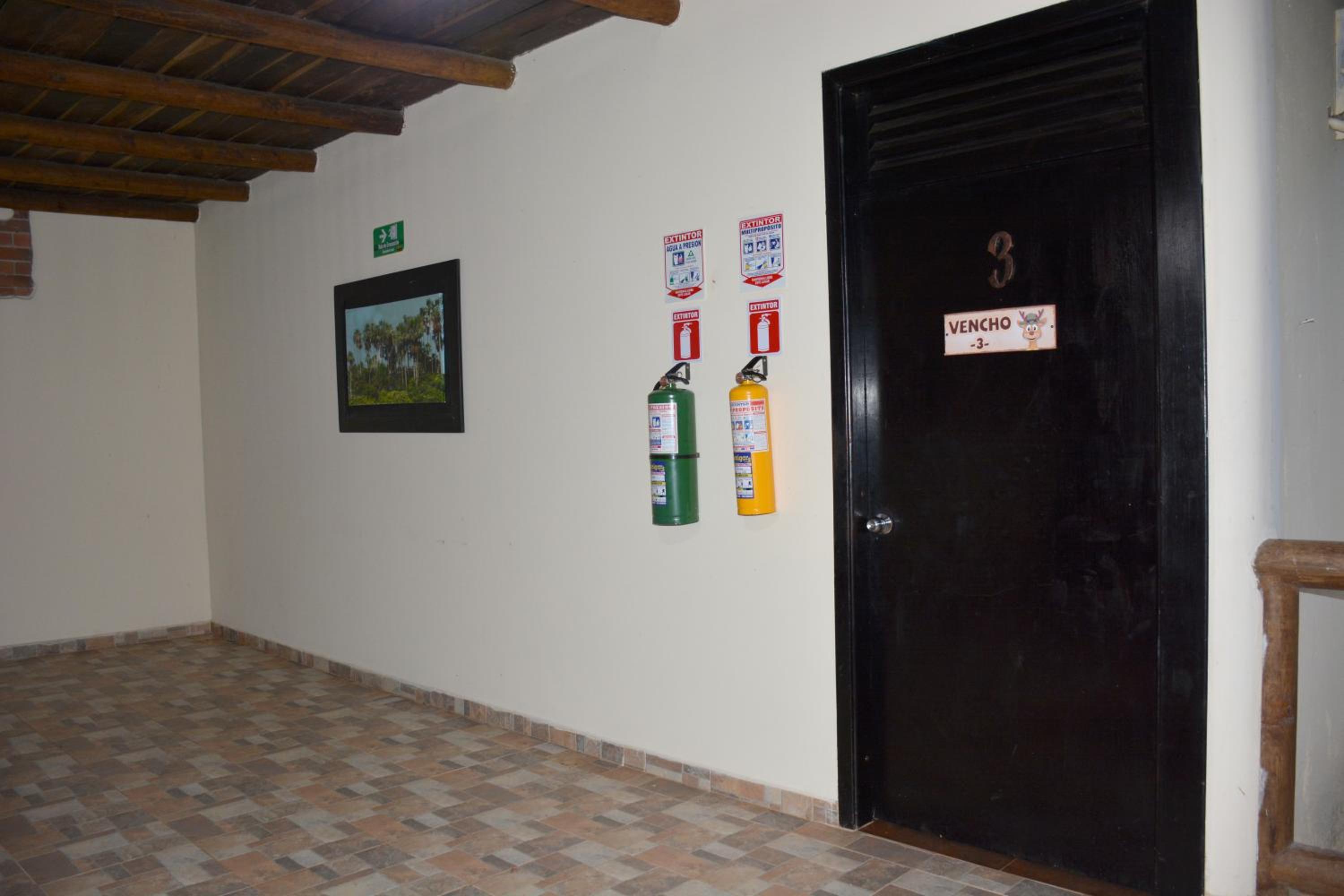 Photo 32